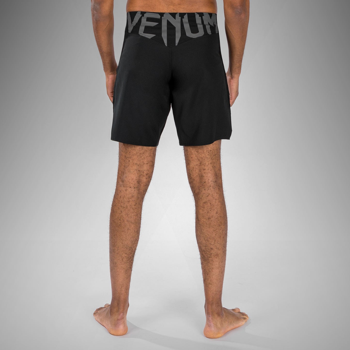 Venum Light 5.0 Pantaloncini da combattimento - Nero/Bianco