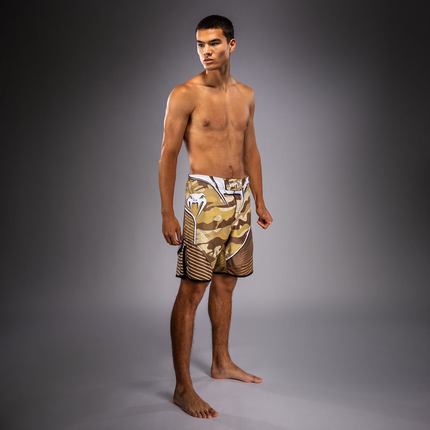 Venum Camo Hero Pantaloncini da Combattimento - Beige Chiaro/Marrone
