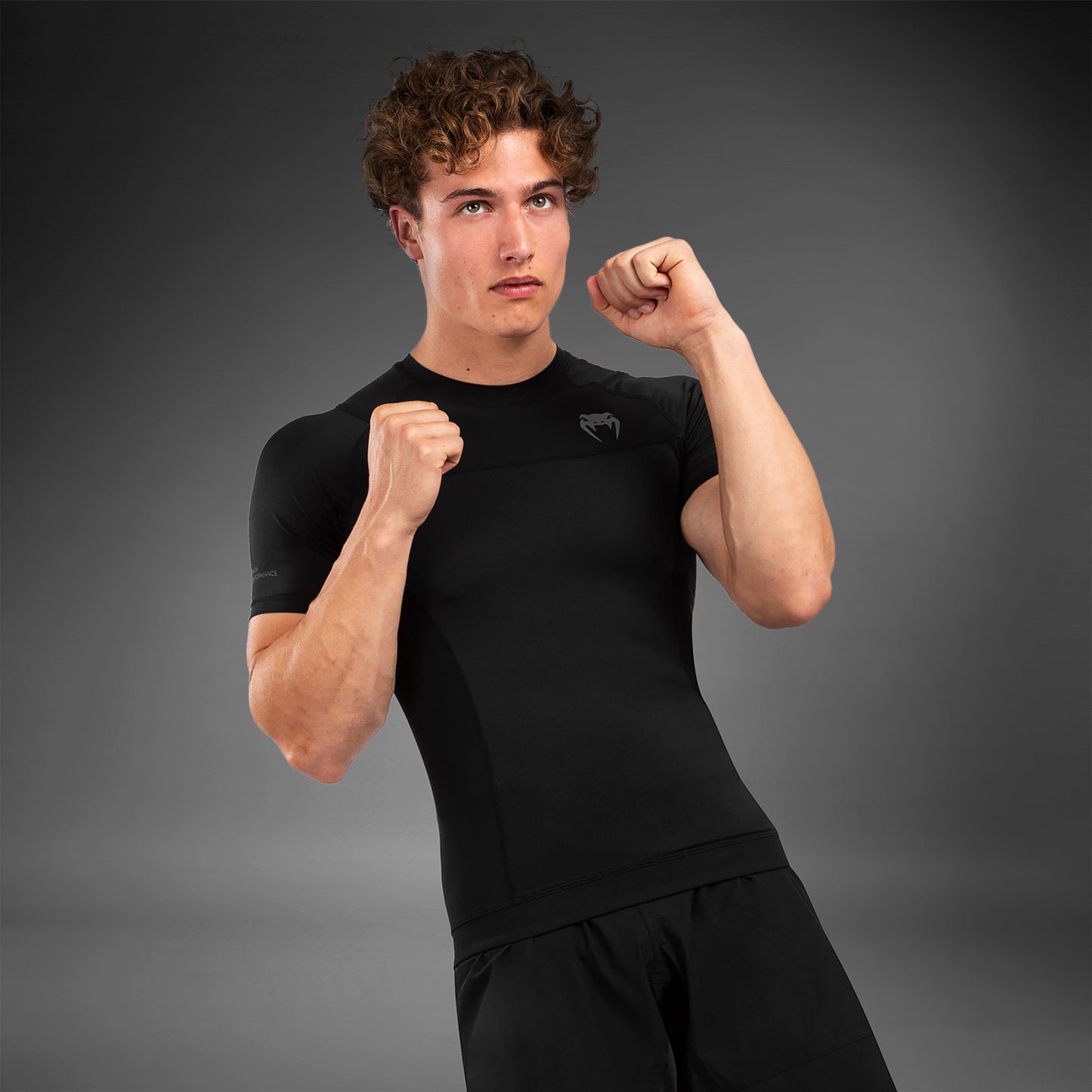 Venum G-Fit Air Rashguard a maniche corte - Nero
