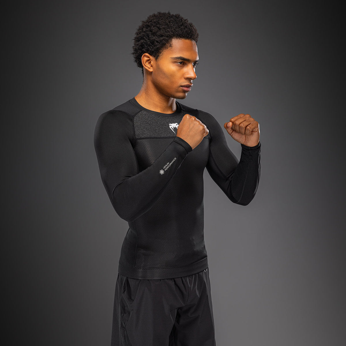 Venum G-Fit Scale Rashguard a maniche lunghe - Nero