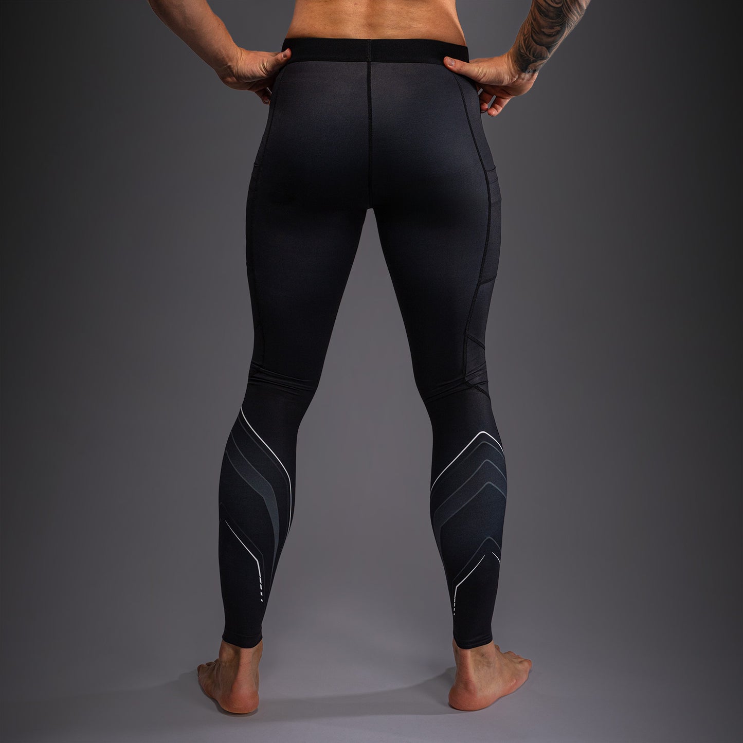 Venum Streamline Spats – Nero/Bianco
