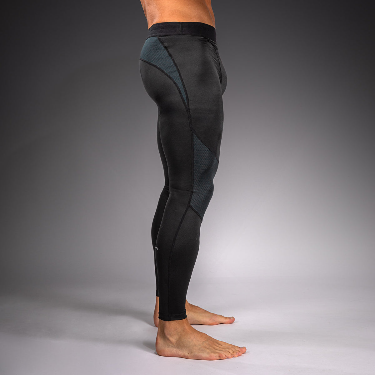 Venum G-Fit Scale Leggings a compressione - Nero