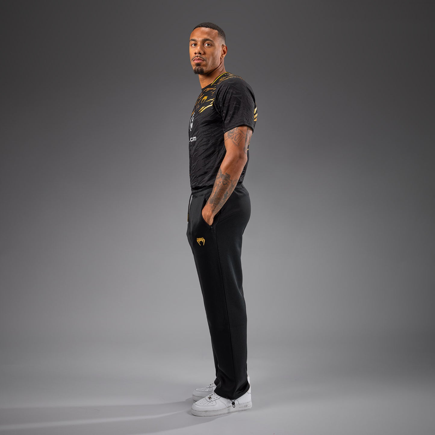 UFC Fusion by Venum Authentic Fight Night Pantaloni a Gamba Dritta per Uomo - Champion