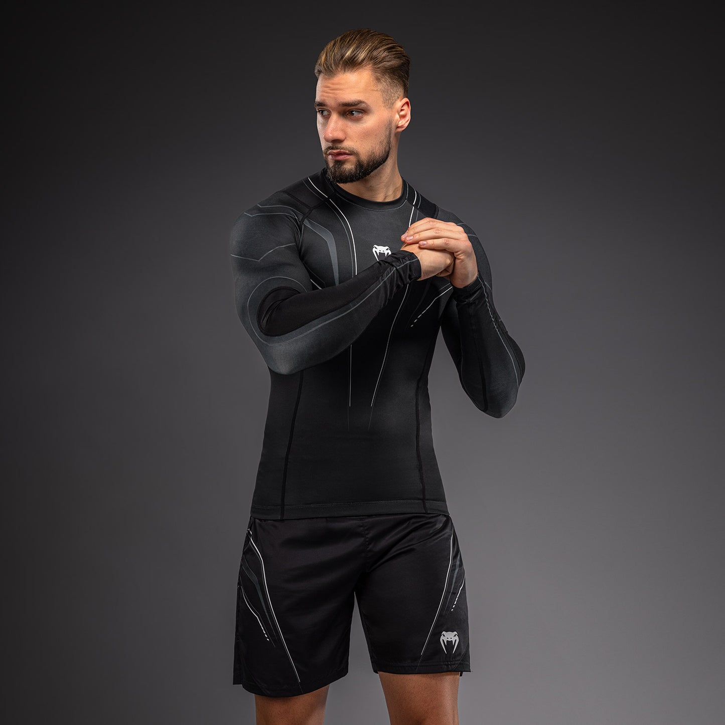 Venum Streamline Rashguard a Maniche Lunghe – Nero/Bianco
