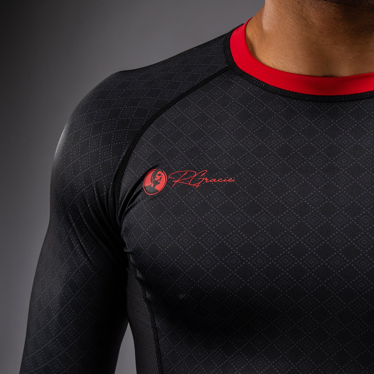 Venum x Roger Gracie Signature Rashguard a Maniche Lunghe - Nero/Rosso