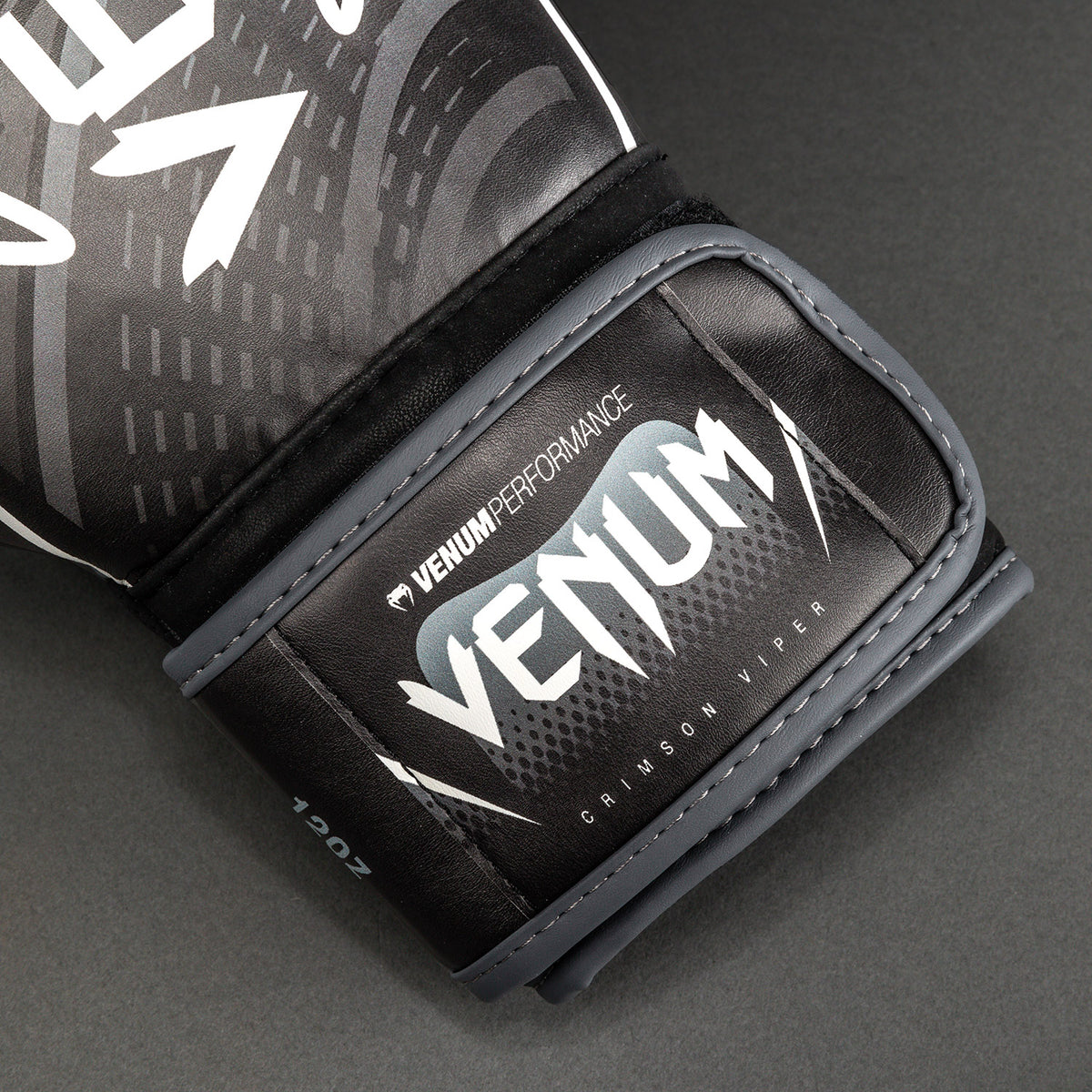 Venum Crimson Viper 2.0 Impact Guantoni da boxe - Nero/Grigio