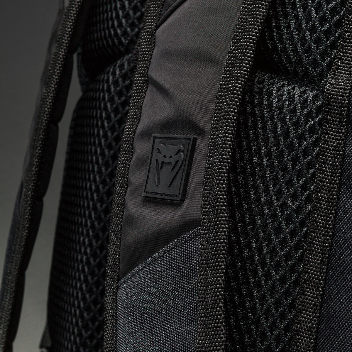 Venum Amazonia Reborn Zaino (15-25 L) - Nero/Verde