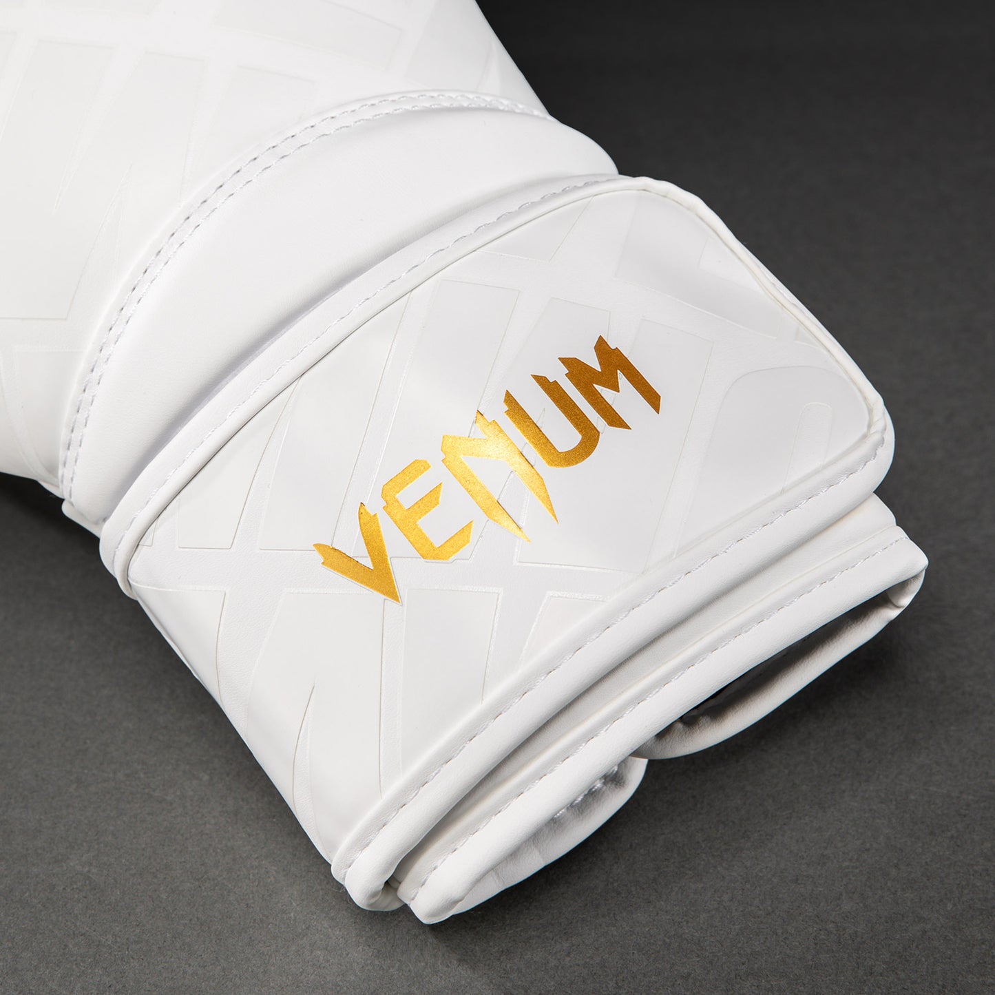 Venum Contender 1.5 XT 3D Guantoni da boxe - Bianco/Oro