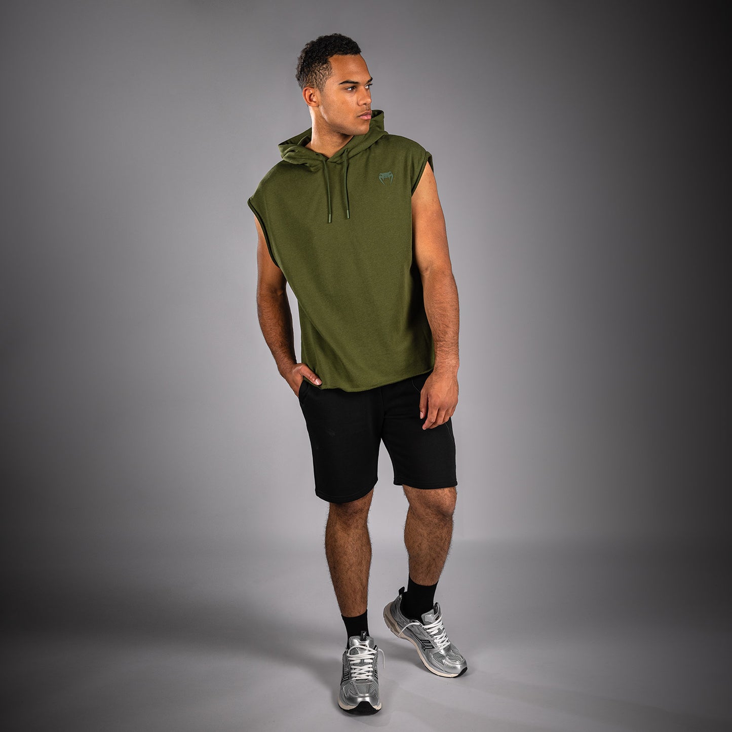 Venum Divide Felpa con Cappuccio Senza Maniche - Verde Militare