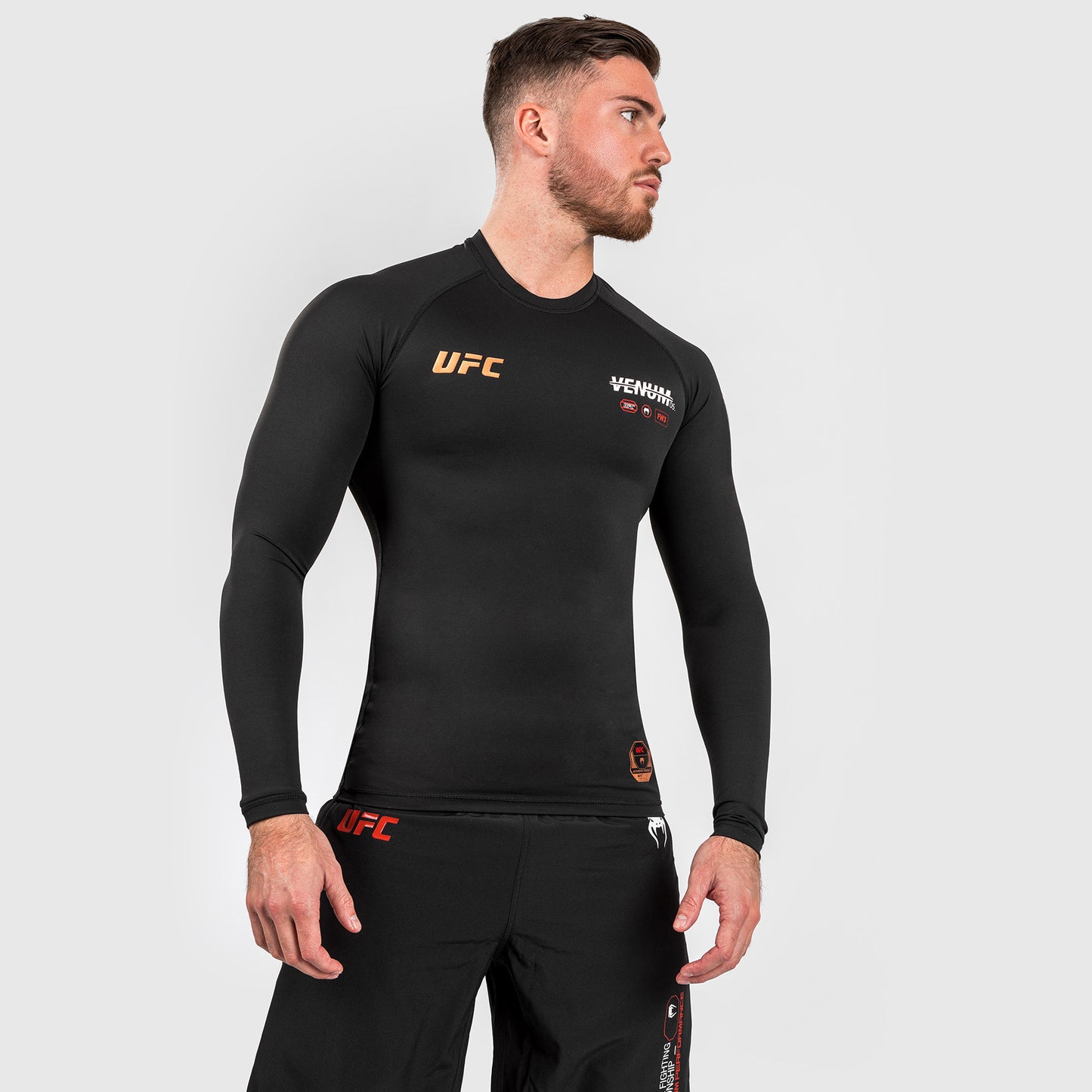UFC Adrenaline by Venum Fight Week Rashguard a manica lunga Performance da Uomo - Nero