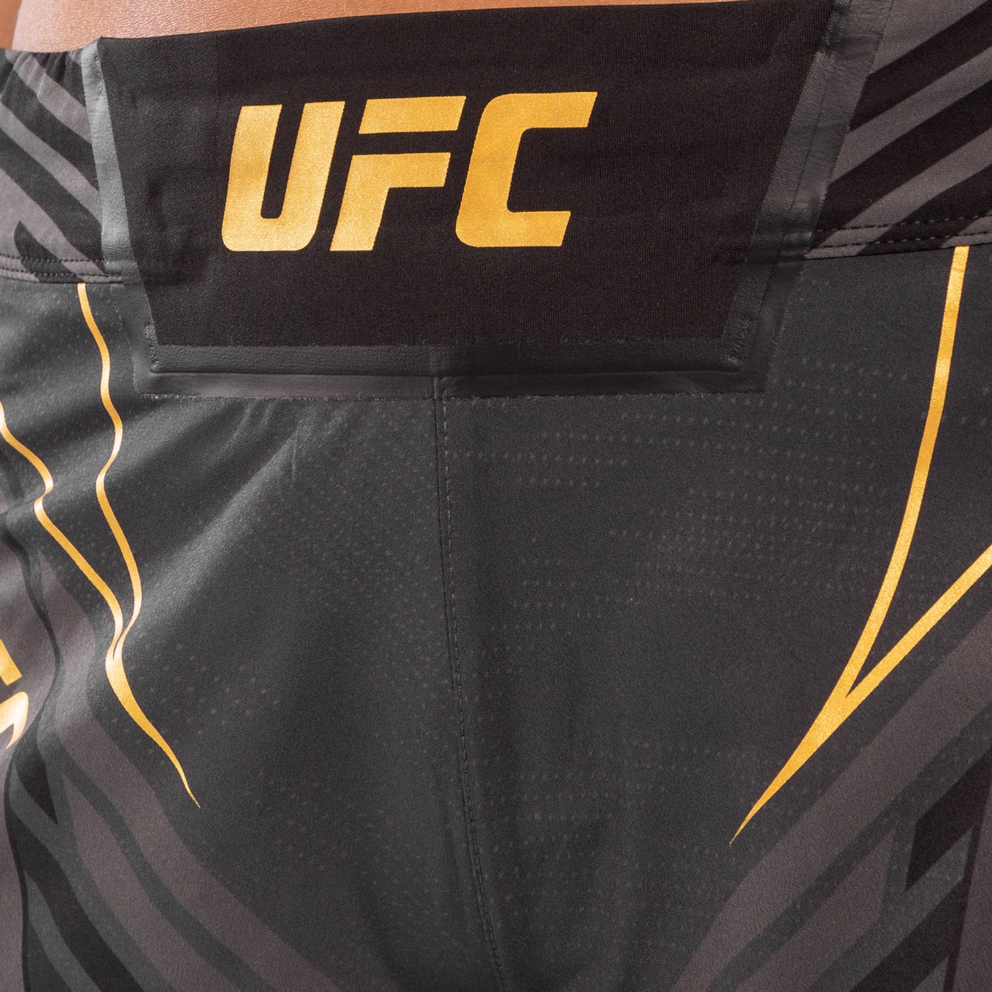 Fightshorts Donna UFC Venum Authentic Fight Night - Vestibilità Corta - Campione