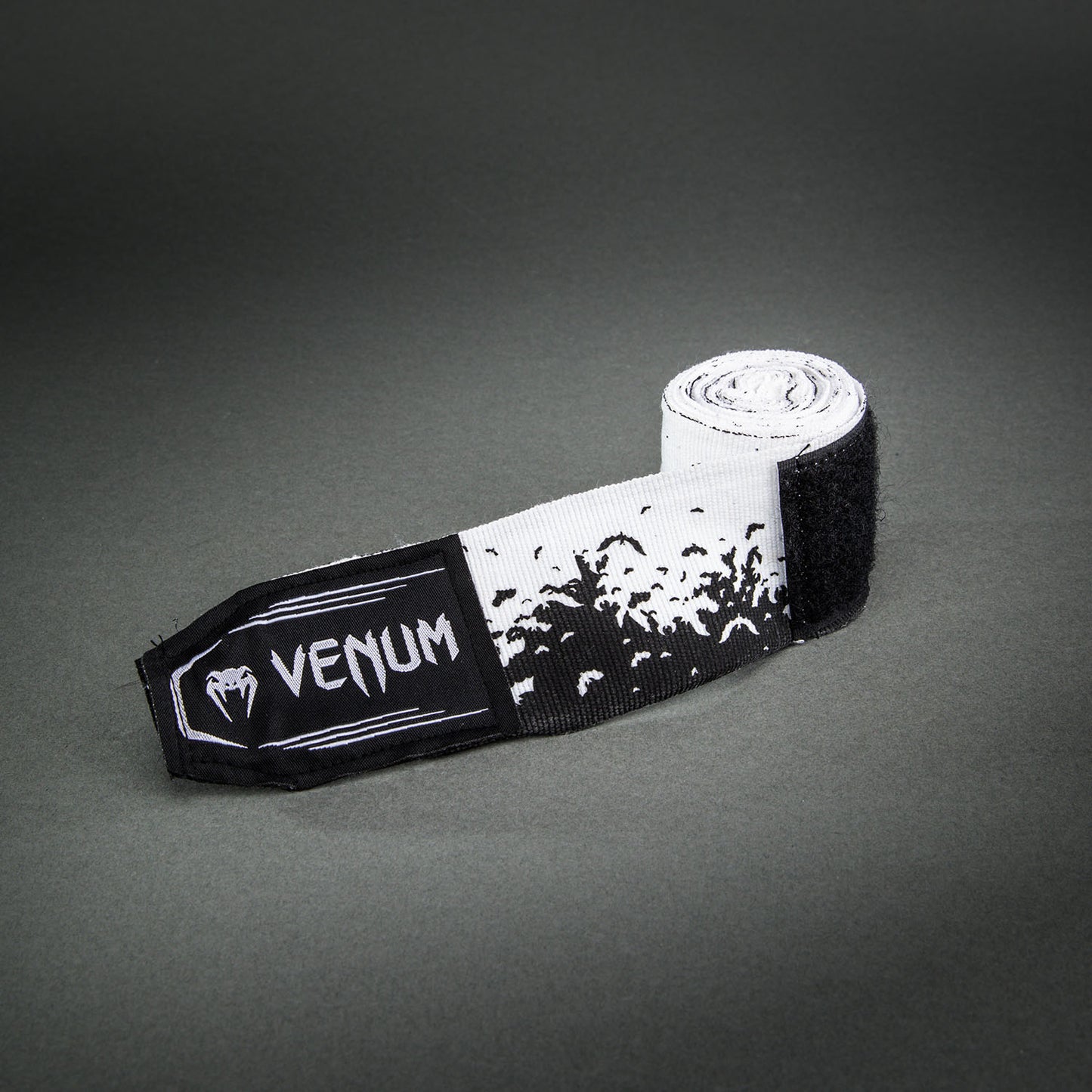 Venum Kontact Evo Bats Night Boxing Fasce da Boxe - Nero/Bianco