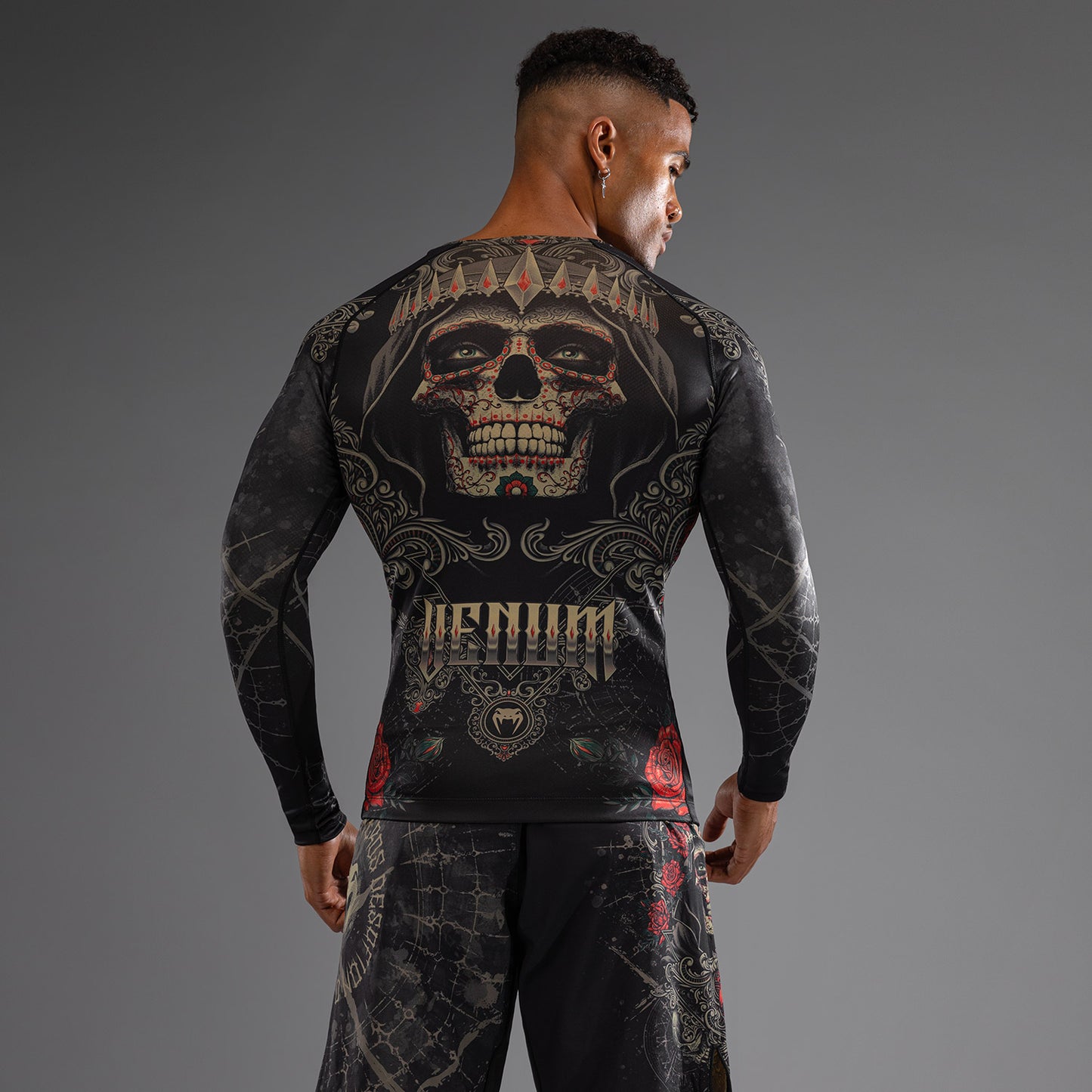 Venum Santa Muerte 5.0 Rashguard a maniche Lunghe - Nero Profondo/Oro