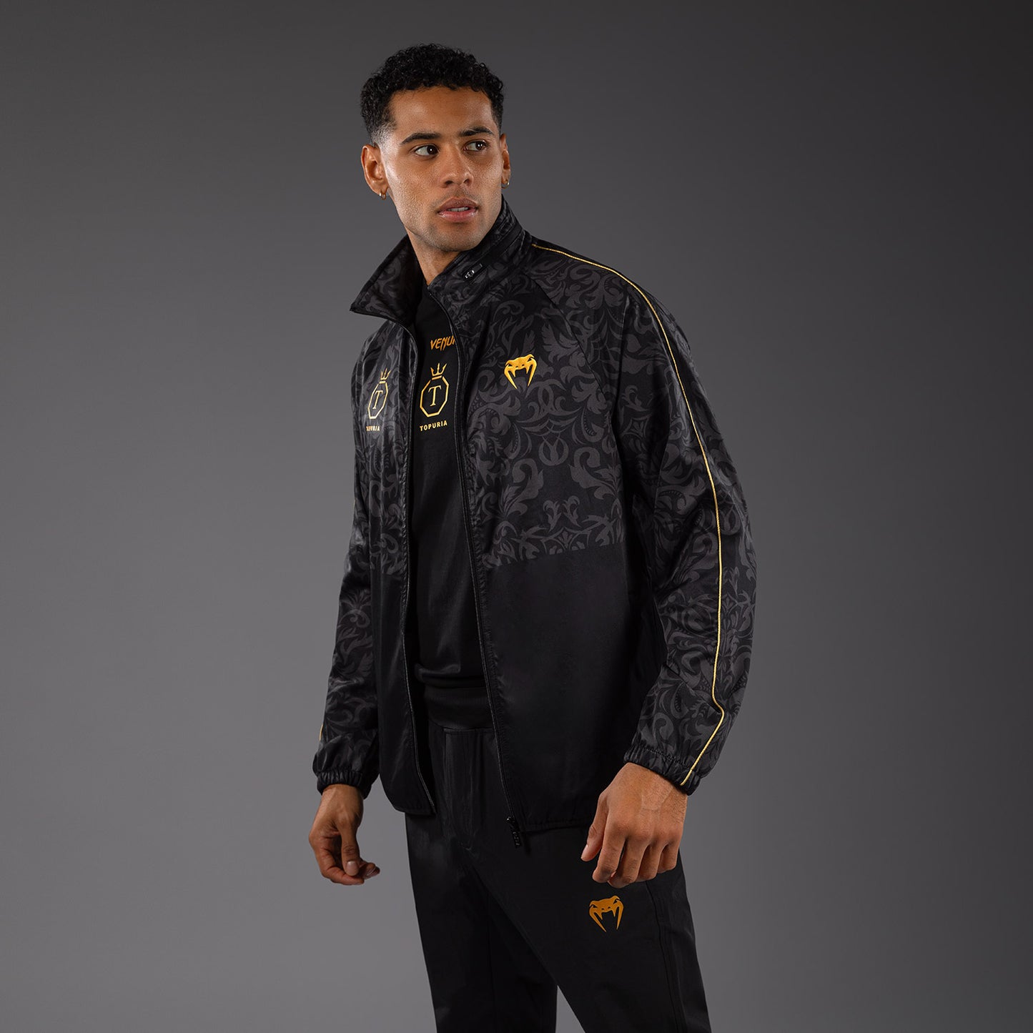 Venum x Topuria Unmatched Edition Giacca da Allenamento - Nero/Oro