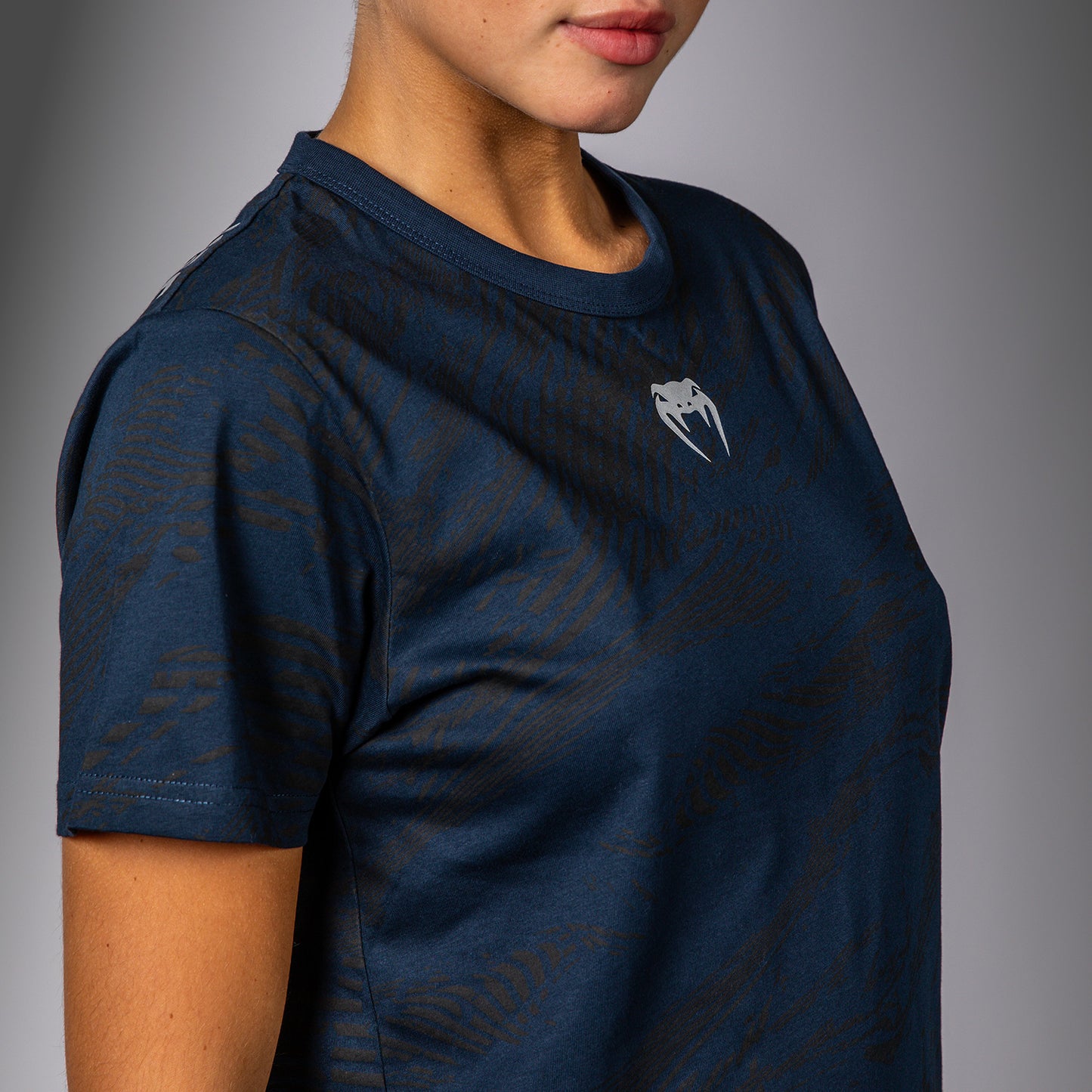 UFC Fusion by Venum Fight Week Maglietta a Manica Corta in Cotone per Donna - Blu oceanico