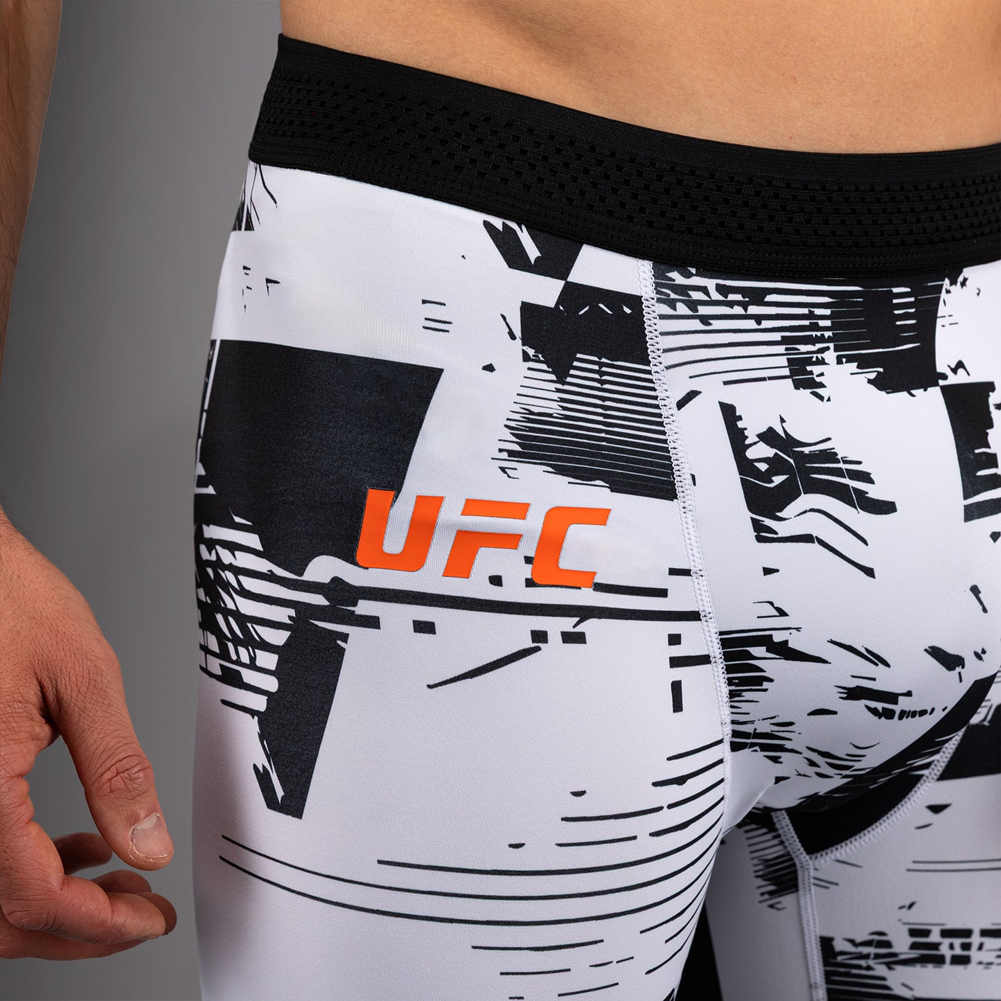 UFC Zenith by Venum Authentic Fight Week Pantaloncini Vale Tudo Performance Uomo - Bianco