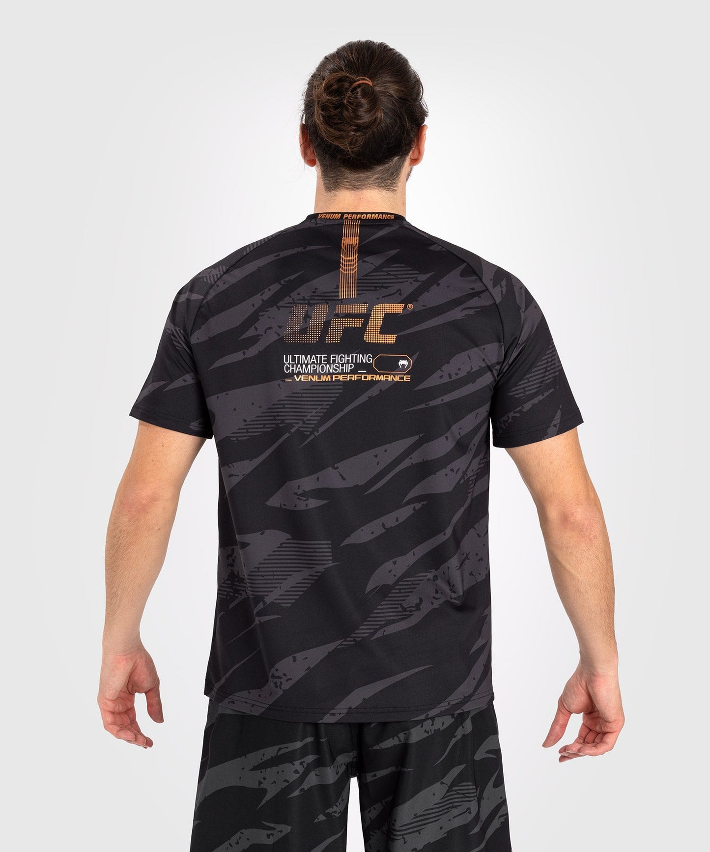 UFC Adrenaline by Venum Fight Week Maglietta Dry Tech da Uomo - Urban Camo