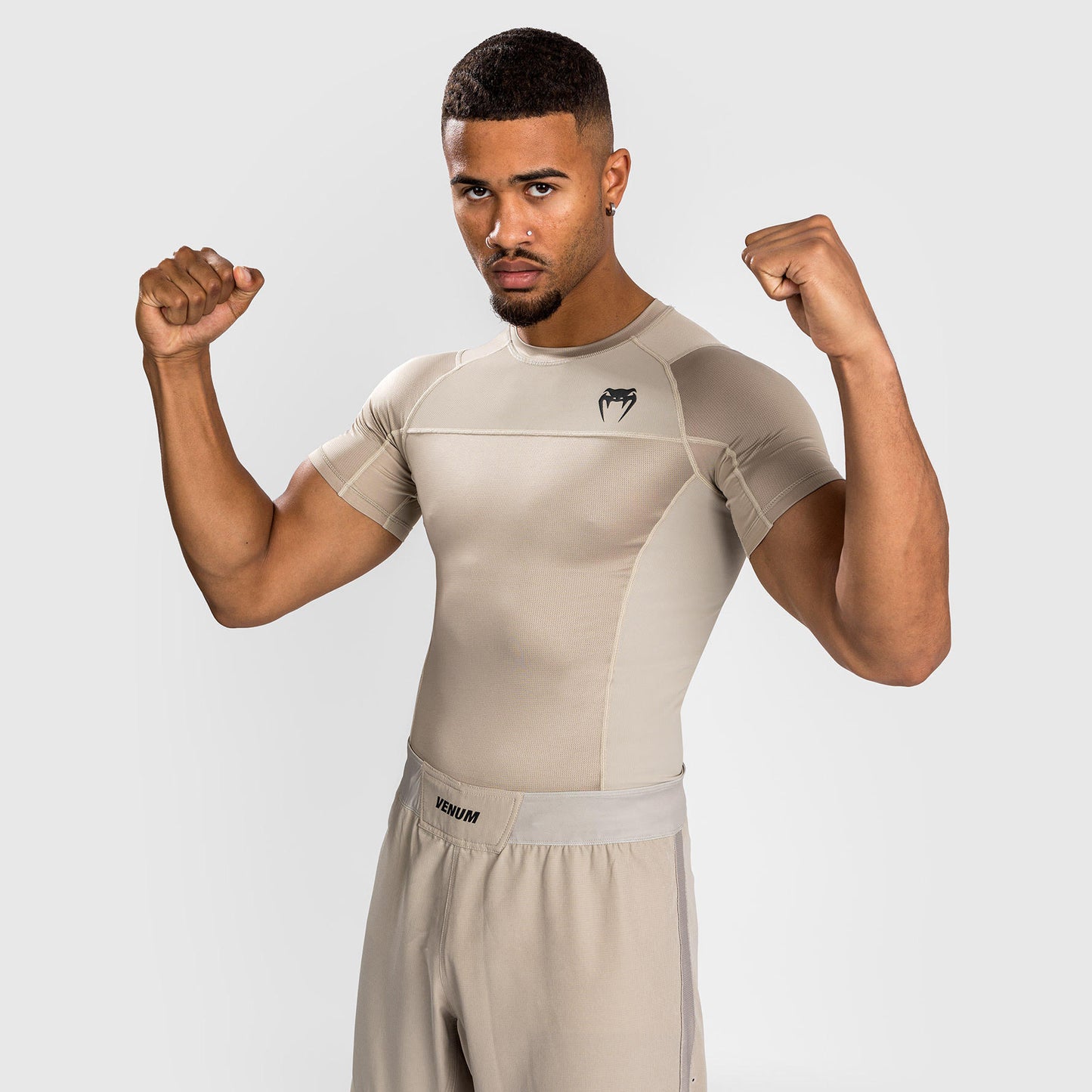 Venum G-Fit Air Rashguard a maniche corte - Sabbia