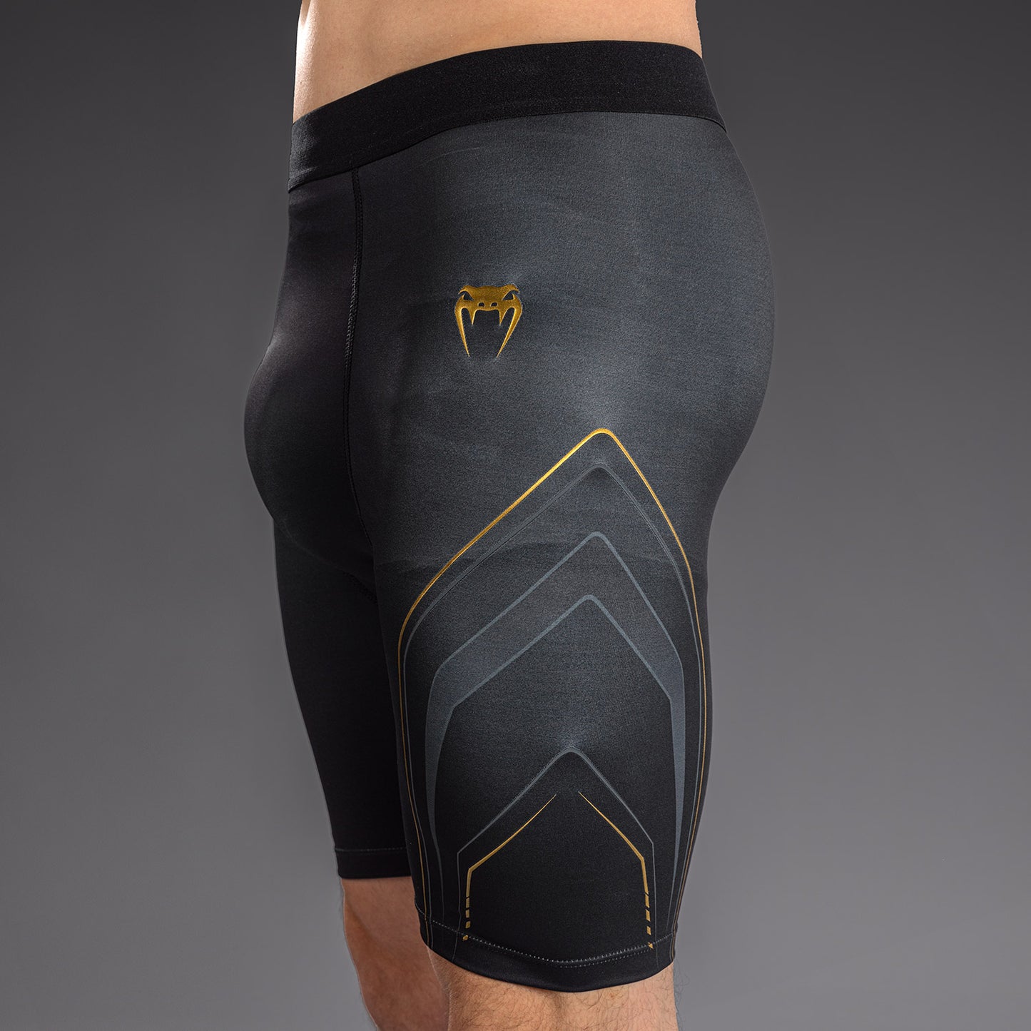 Venum Streamline Pantaloncini a Compressione – Nero/Oro