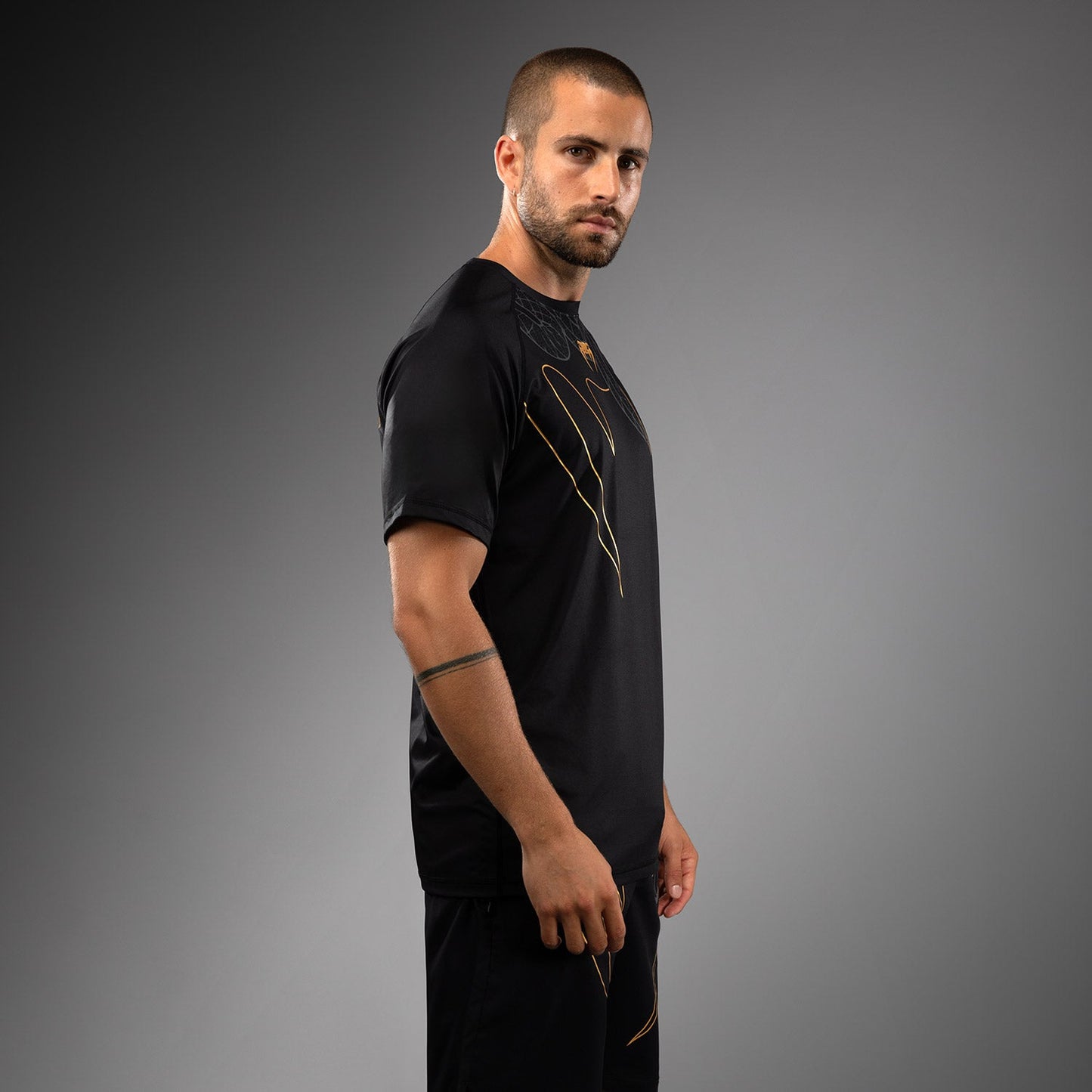 Venum Serpenti Dry Tech T-Shirt – Nero/Argento/Oro