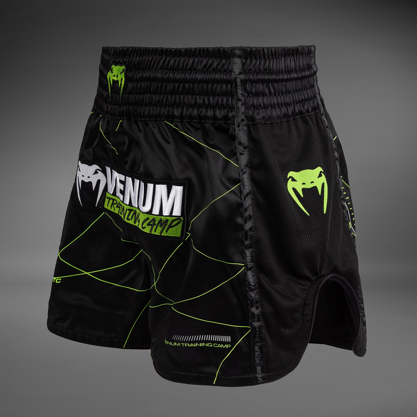 Venum Training Camp 4.0 Pantaloncini da Muay Thai - Nero/Verde chiaro