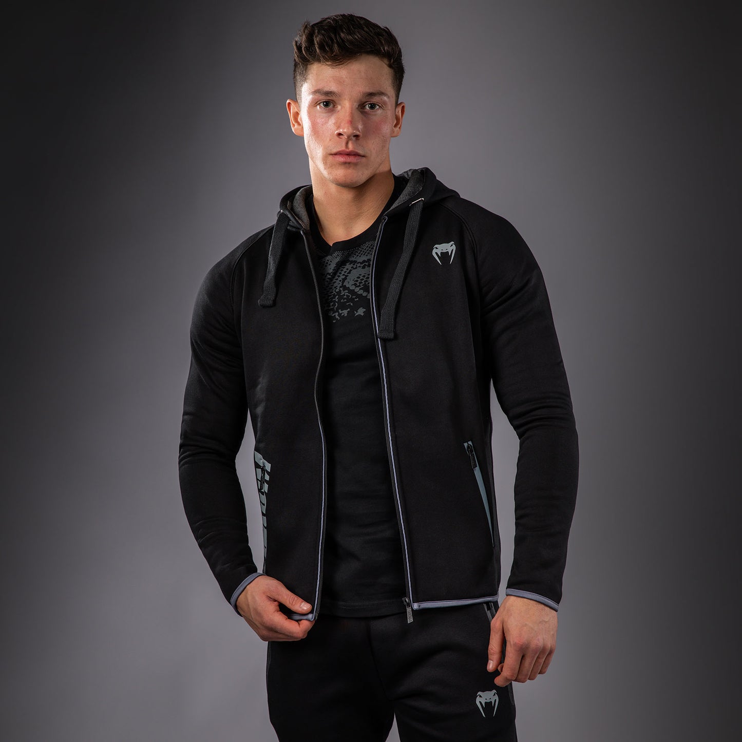 Venum Felpa con Cappuccio – Nero/Grigio