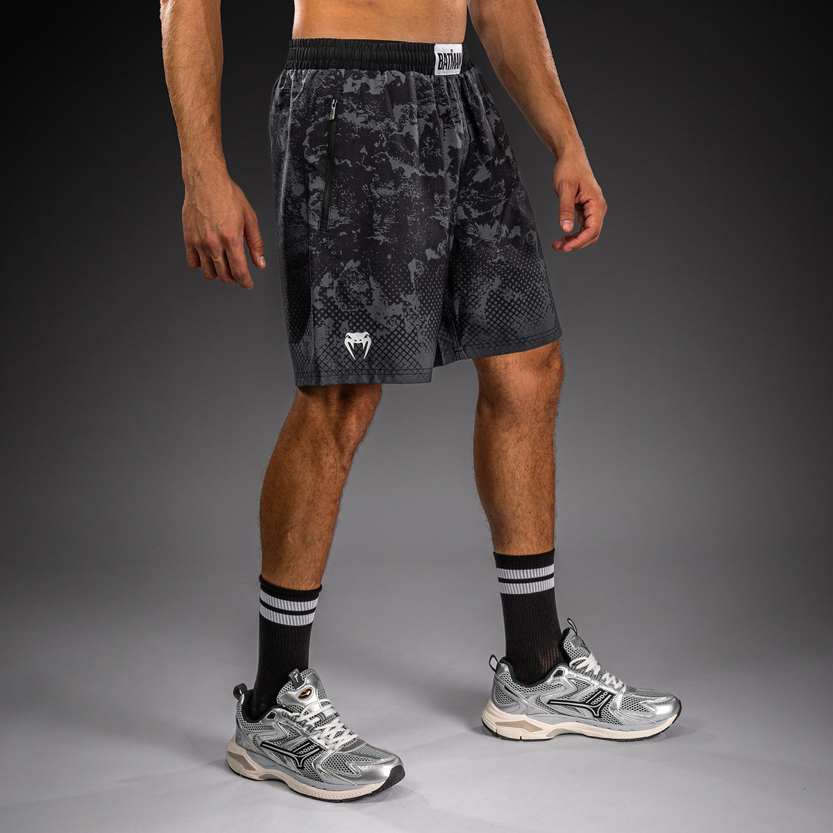 Venum x Batman Pantaloncini da allenamento - Nero/Grigio/Bianco