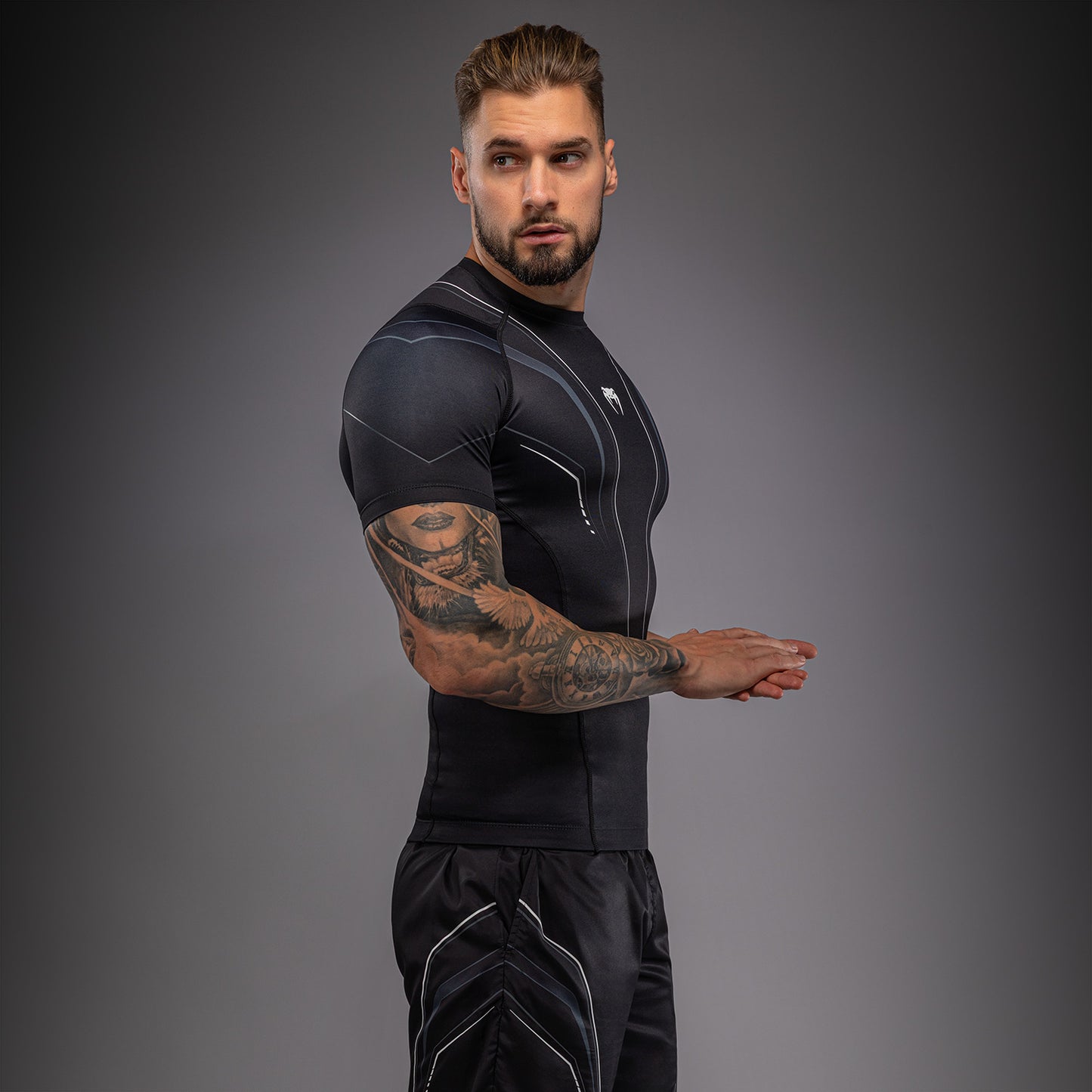 Venum Streamline Rashguard a Maniche Corte – Nero/Bianco