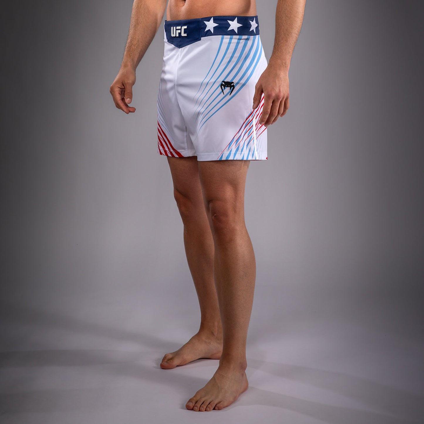 Official UFC Freedom 250 by Venum Personalizzato Authentic Fight Night Pantaloncini da combattimento taglio corto da uomo - Bianco