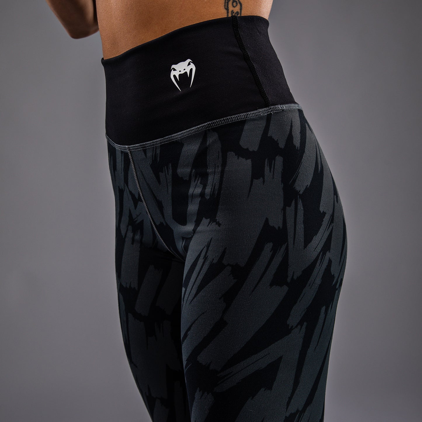 Venum Graffiti Leggings 7/8 da Donna - Carbone Urbano