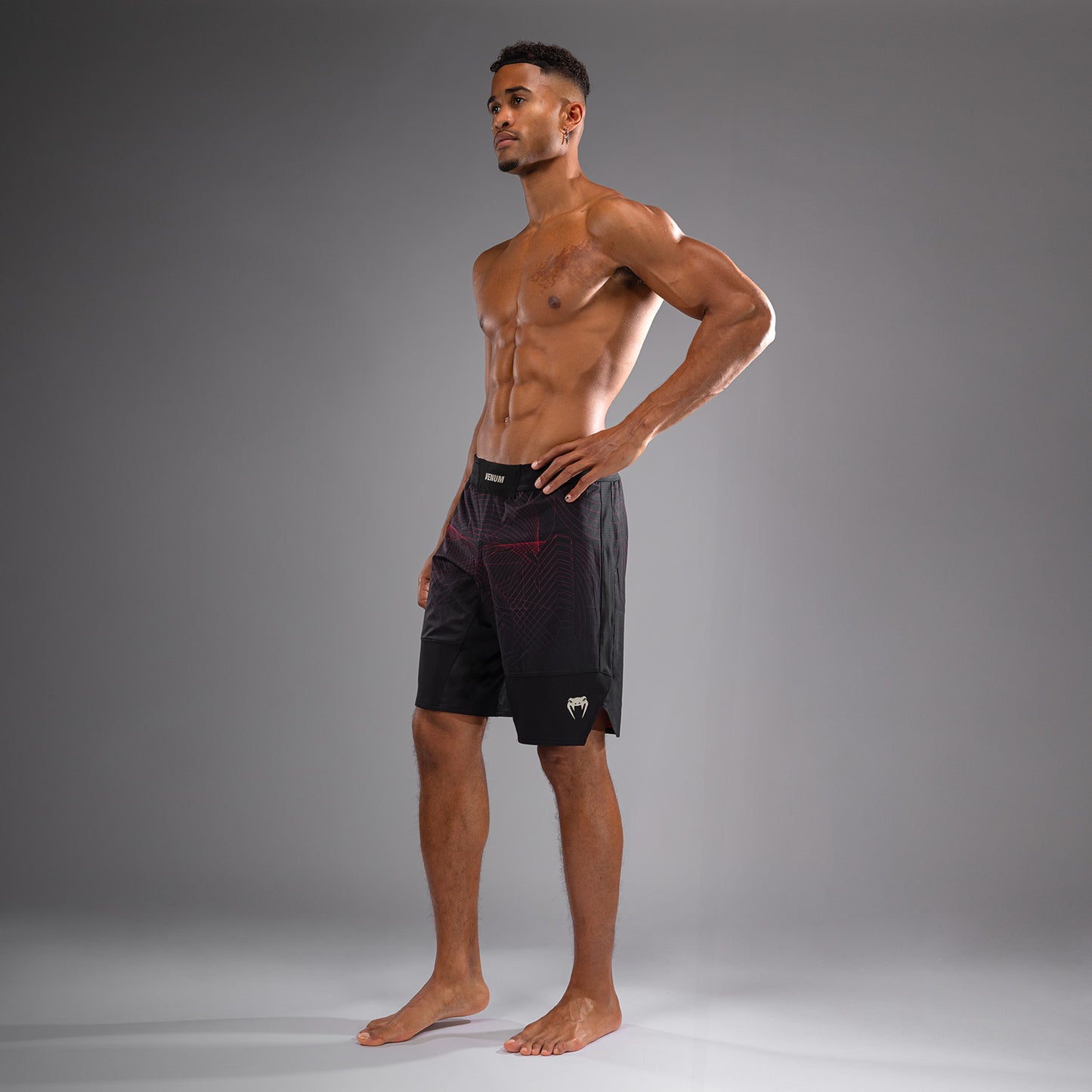 Venum G-Fit Air Pantaloncini da Combattimento - Nero Profondo/Rosso Fuoco