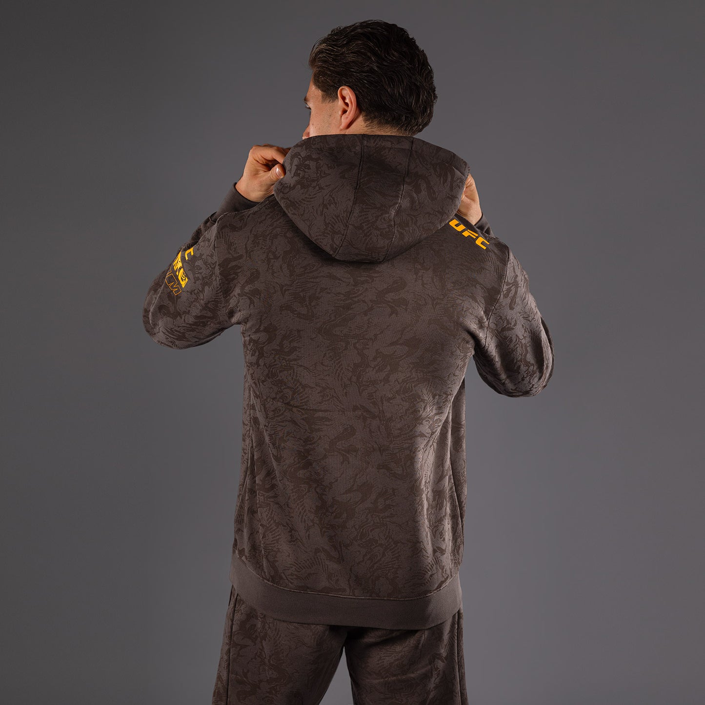 UFC Fusion by Venum Fight Week Felpa con Cappuccio per Uomo - Marrone terra