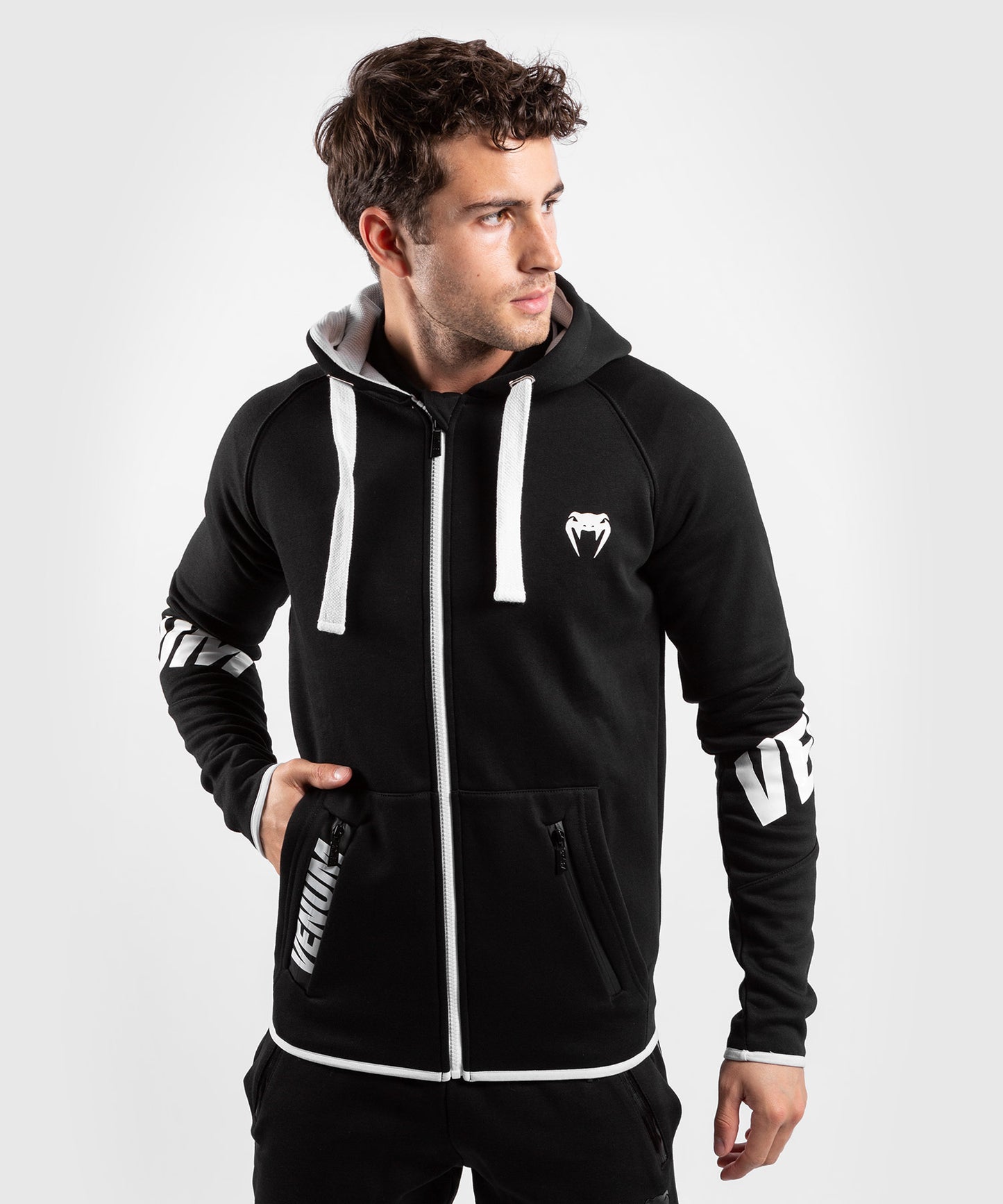 Felpa con cappuccio Venum Contender 3.0 - Nera