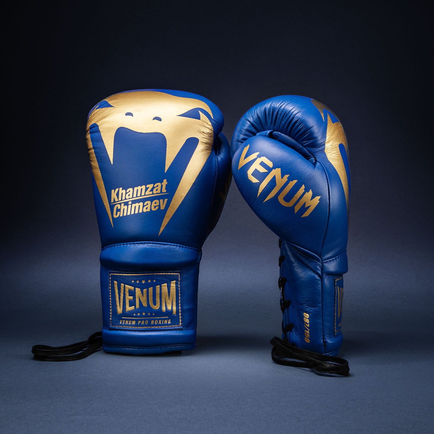 Guantoni da boxe Venum Giant 2.0 Khamzat Chimaev Pro - Blu oro