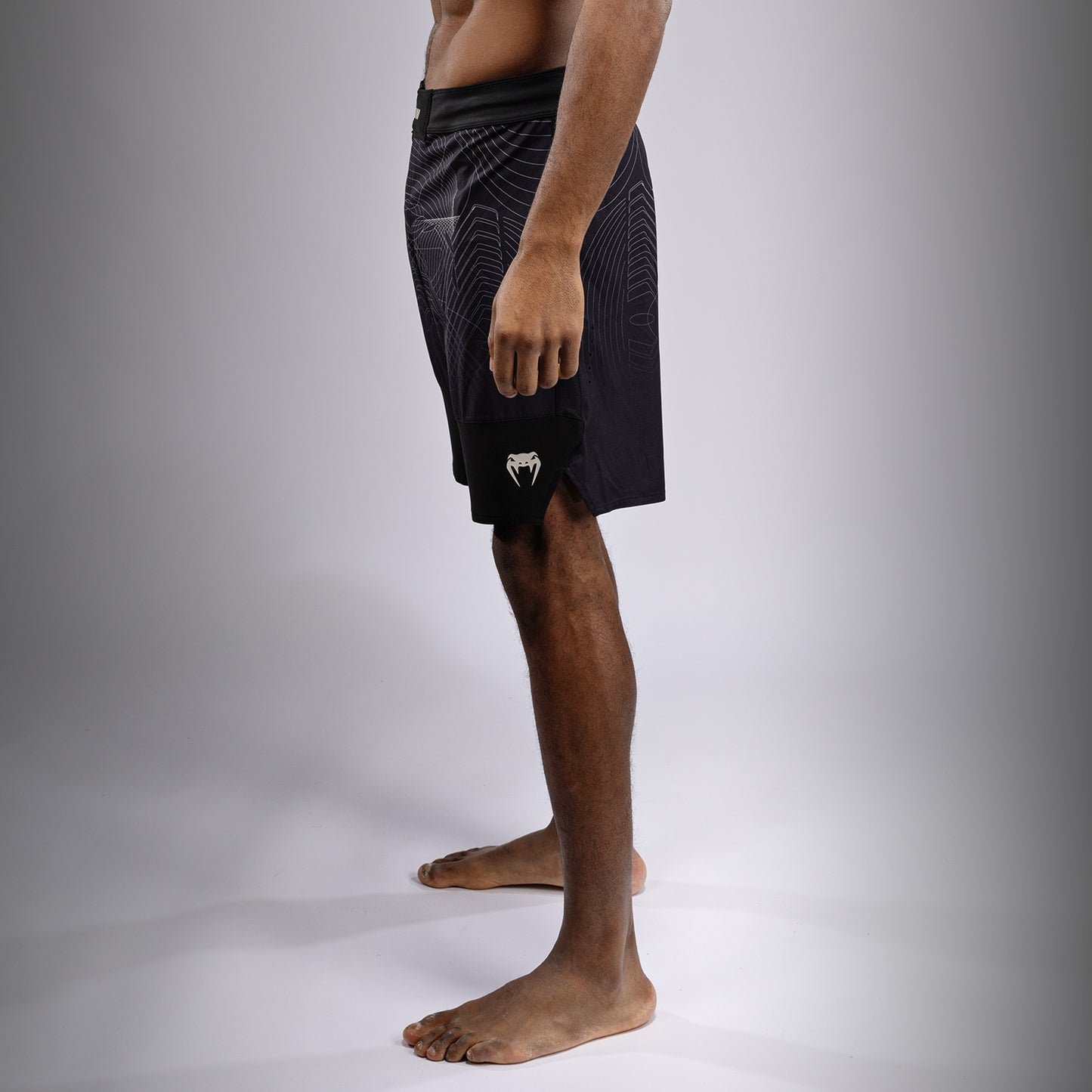 Venum G-Fit Air Pantaloncini da Combattimento - Nero Profondo/Sabbia Del Deserto