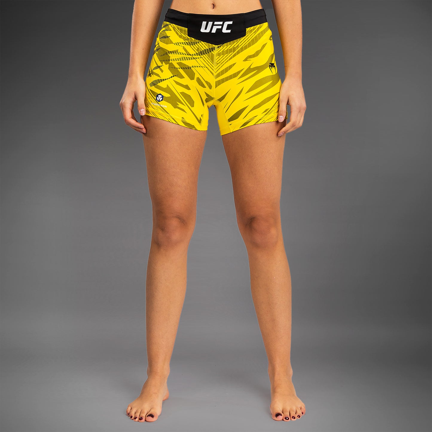 UFC Fusion by Venum Authentic Fight Night Vale Tudo Shorts per Donna - Fit Corto - Giallo