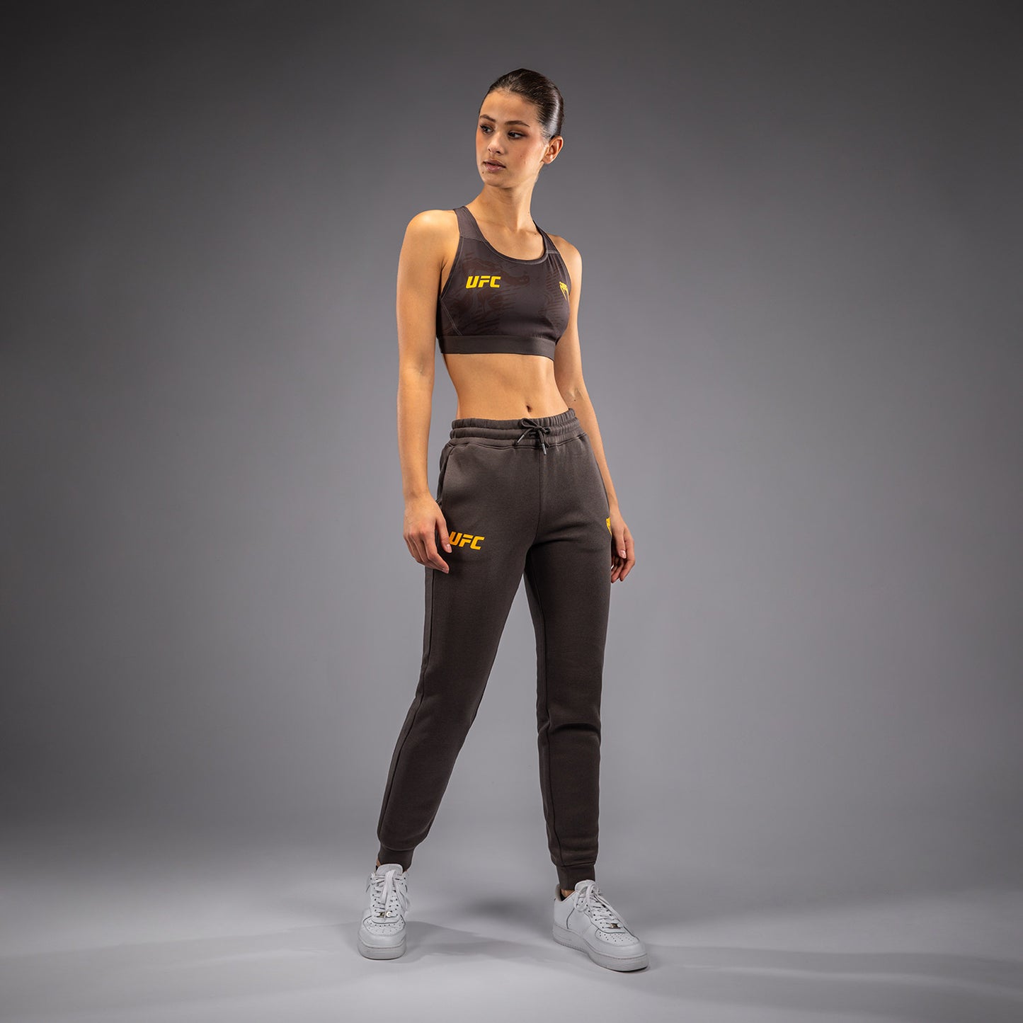 UFC Fusion by Venum Fight Week Pantaloni in Cotone per Donna - Marrone terra
