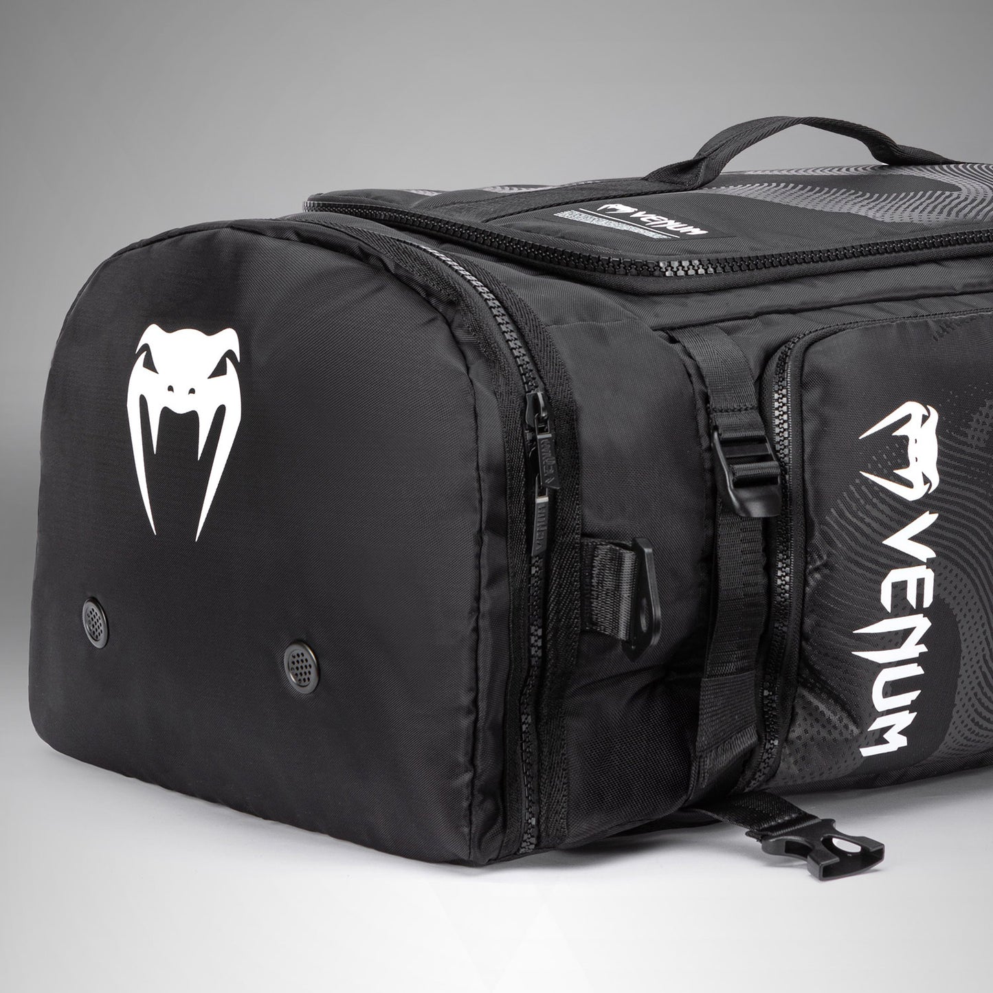 Venum Shockwave Borsa Sportiva Convertibile (60L) - Nero