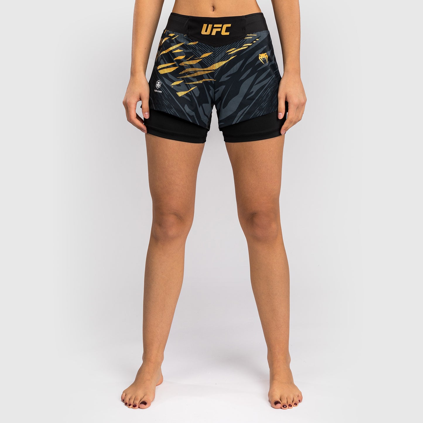UFC Fusion by Venum Personalizzati Authentic Fight Night Shorts da Lotta per Donna - Campione
