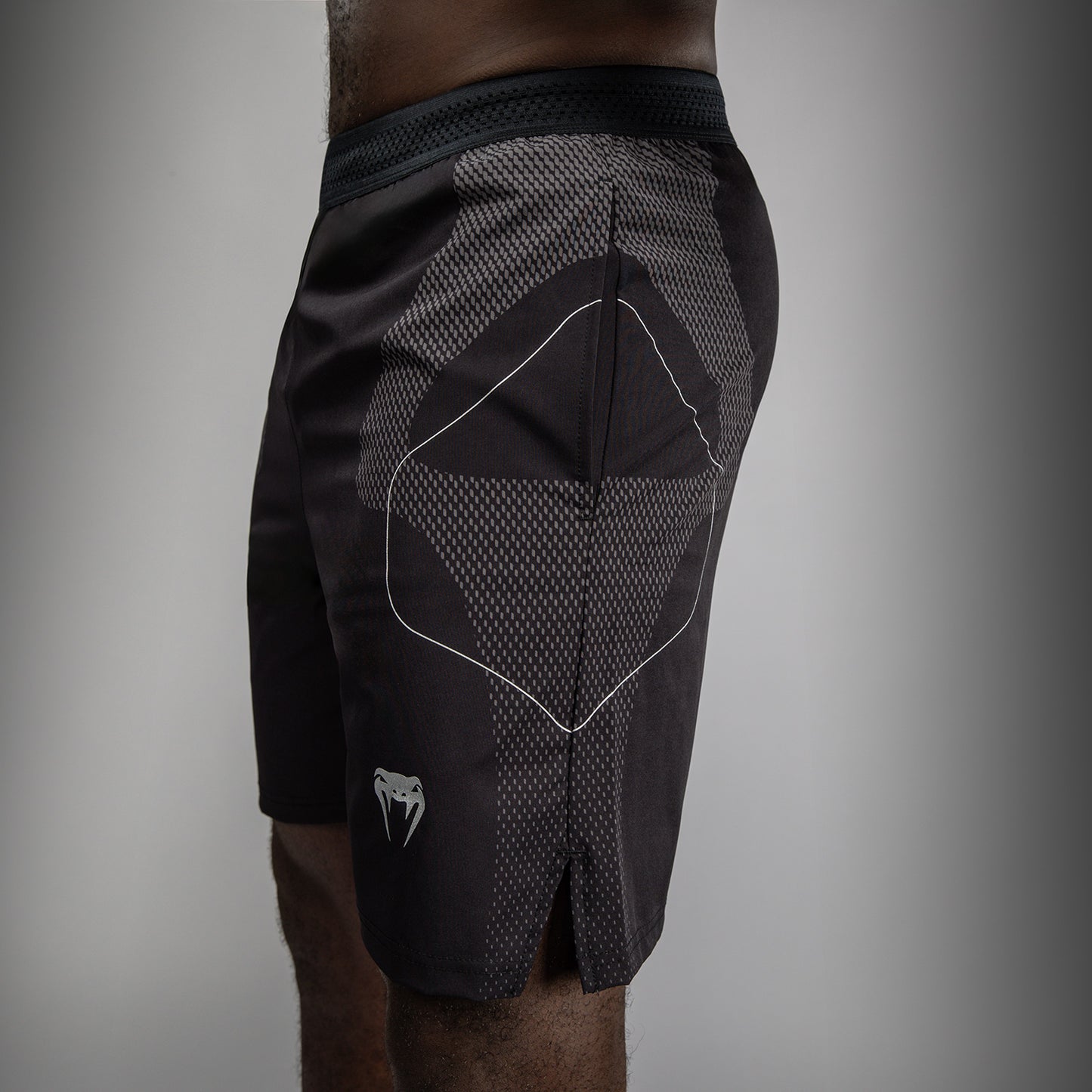 Venum Nexus Pantaloncini da allenamento – Nero/Argento