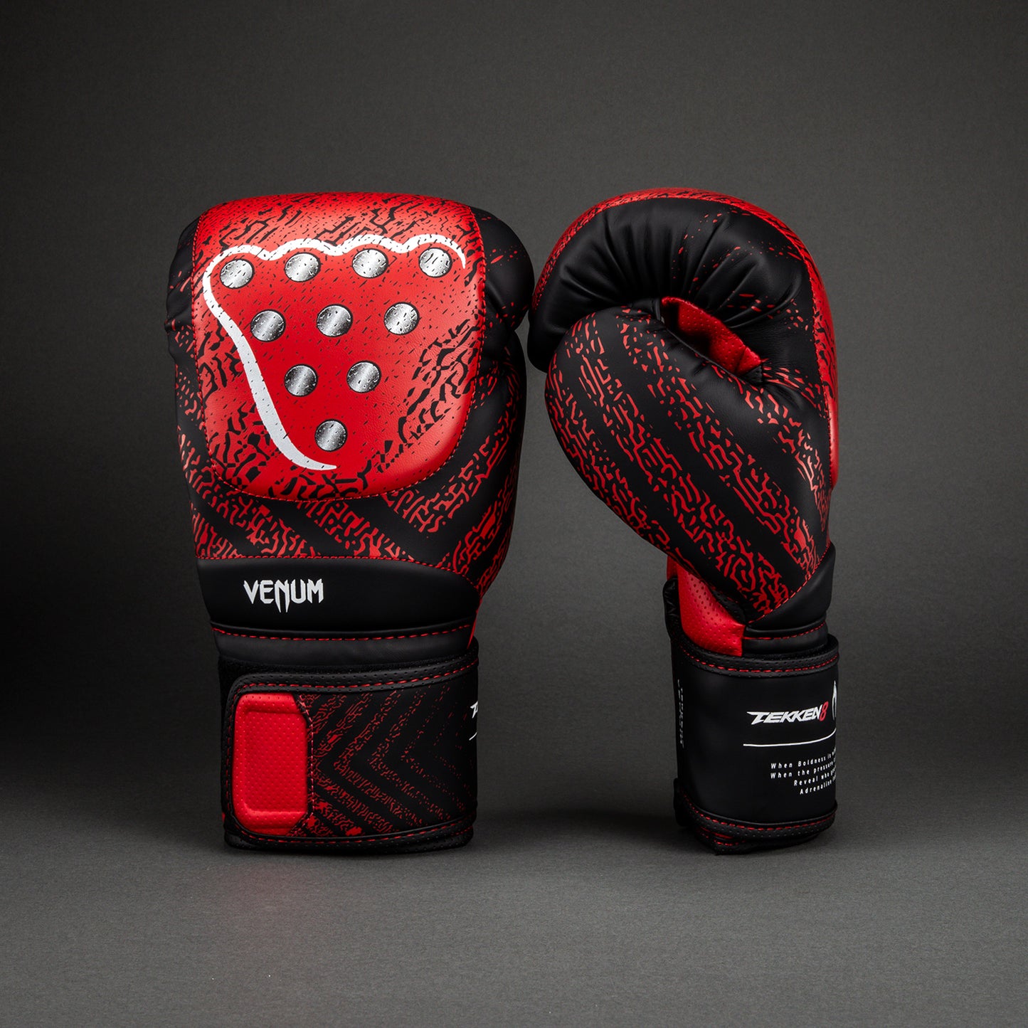 Venum x TEKKEN 8 Guantoni da Boxe - Kazuya - Rosso/Nero