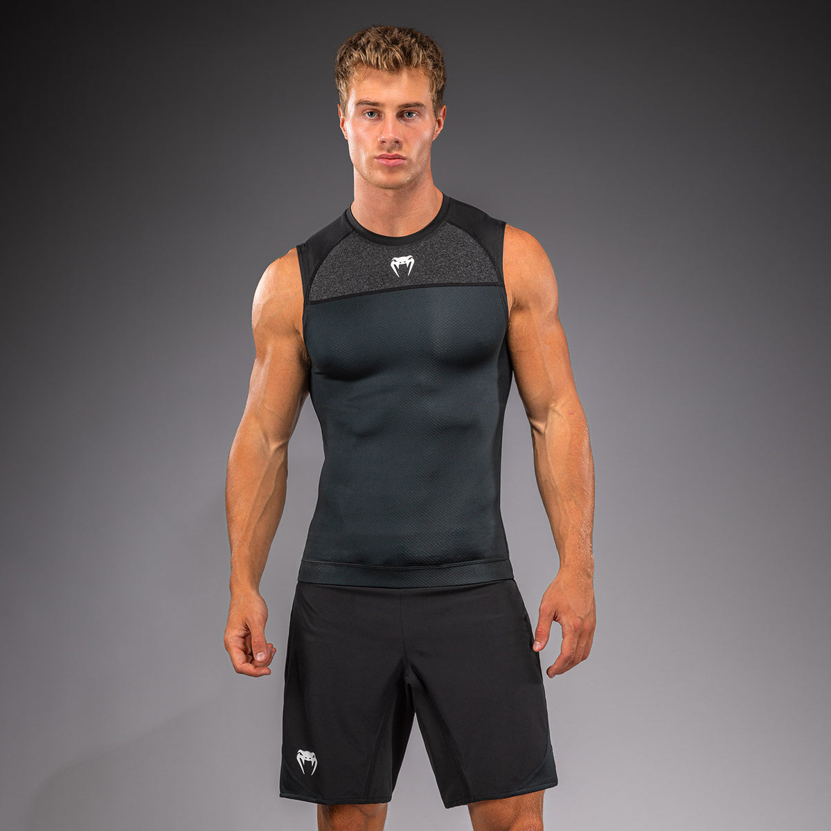 Venum G-Fit Scale Rashguard senza maniche - Nero