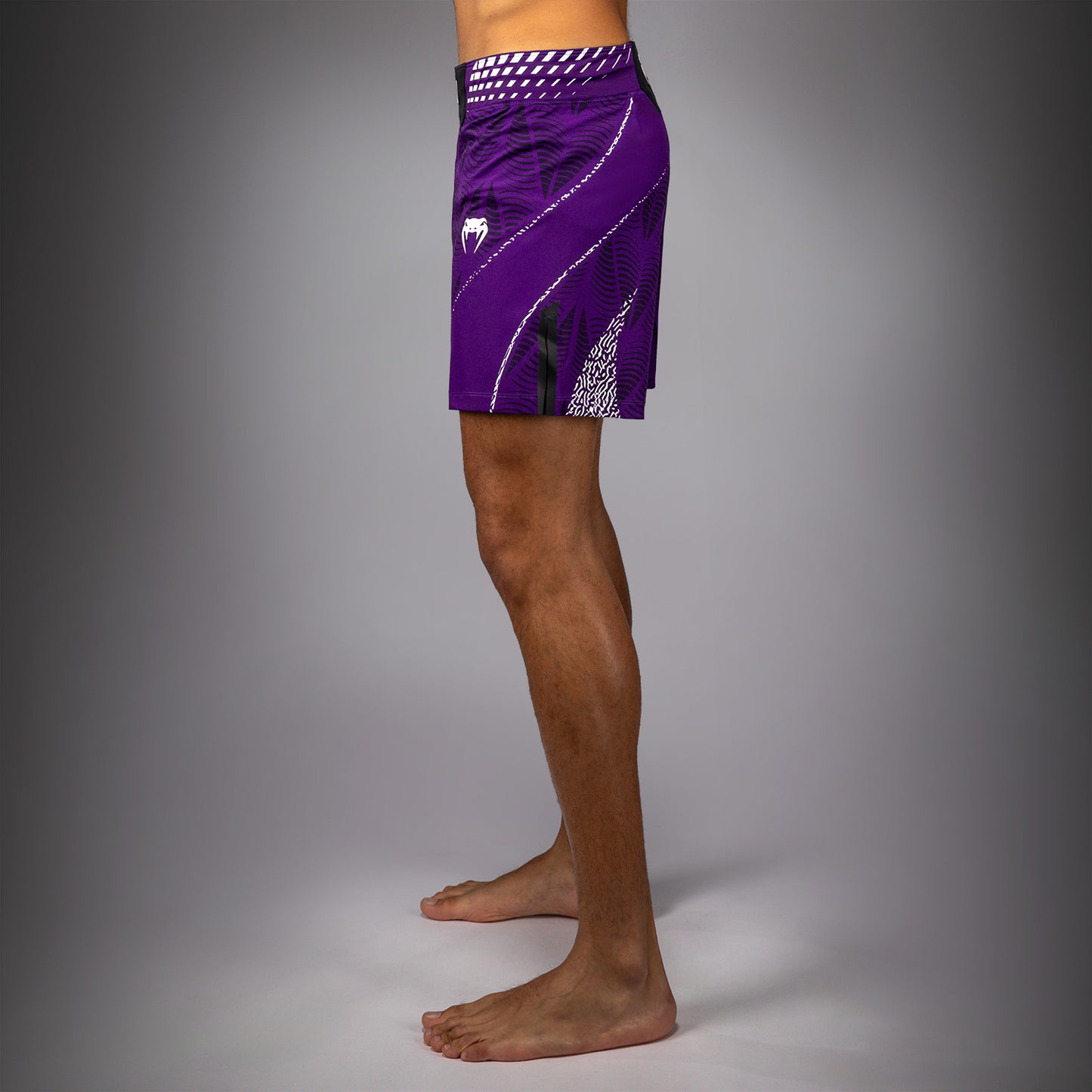 UFC Zenith by Venum Authentic Fight Night Pantaloncini da combattimento Fit corto Uomo - Viola