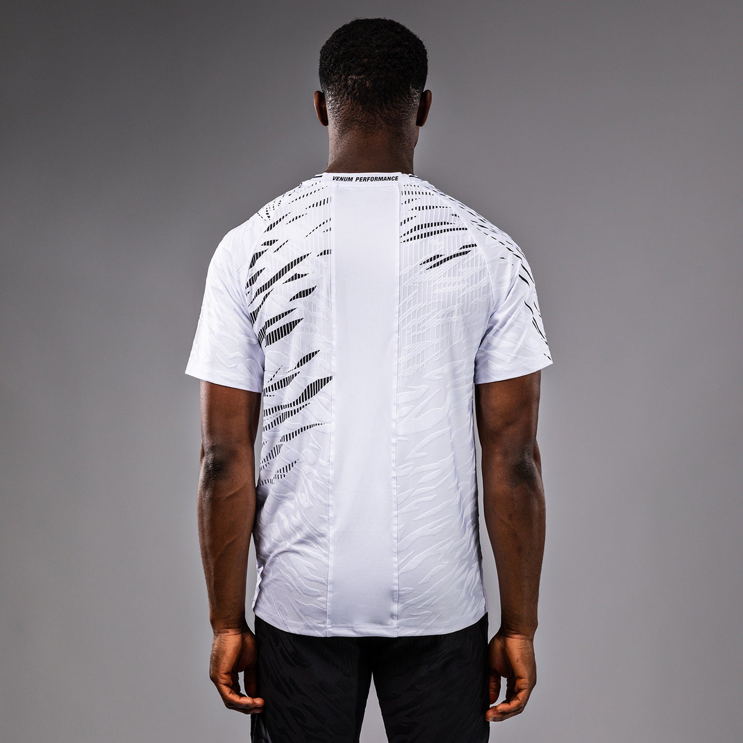 UFC Fusion by Venum Authentic Fight Night Maglietta Dry Tech per Uomo - Bianco