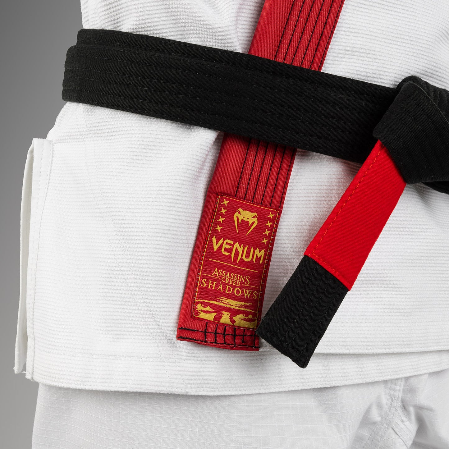 Venum x Assassin’s Creed Shadows Giù per il BJJ di - Bianco/Rosso