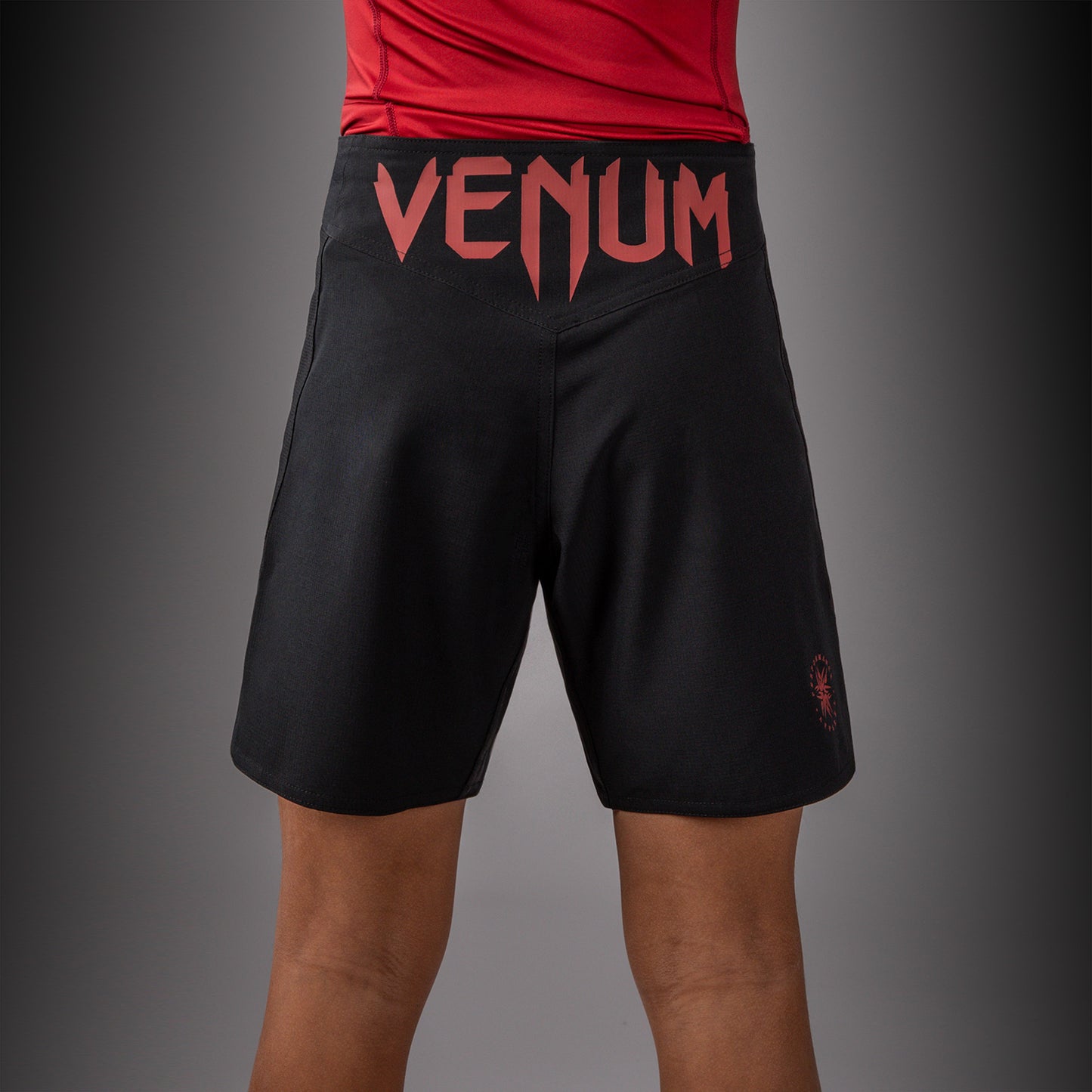 Venum Attack Pantaloncini da Combattimento per Bambini - Nero/Rosso