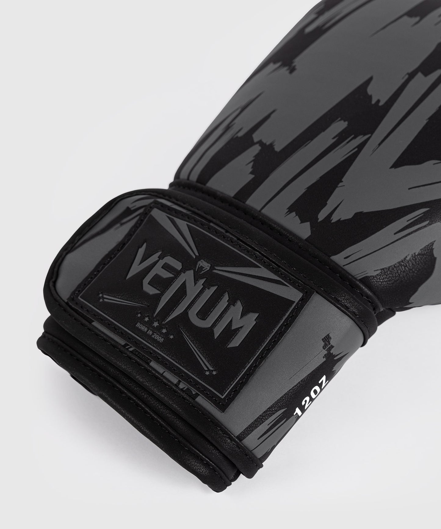 Venum Graffiti Guantoni da Boxe - Carbone Urbano