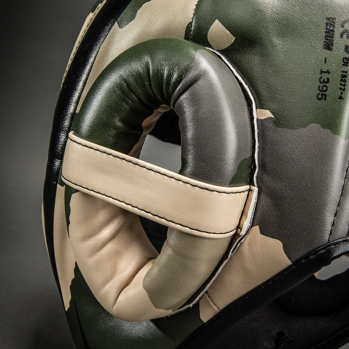 Venum Elite Casco Protettivo – Kaki/Bianco Sporco