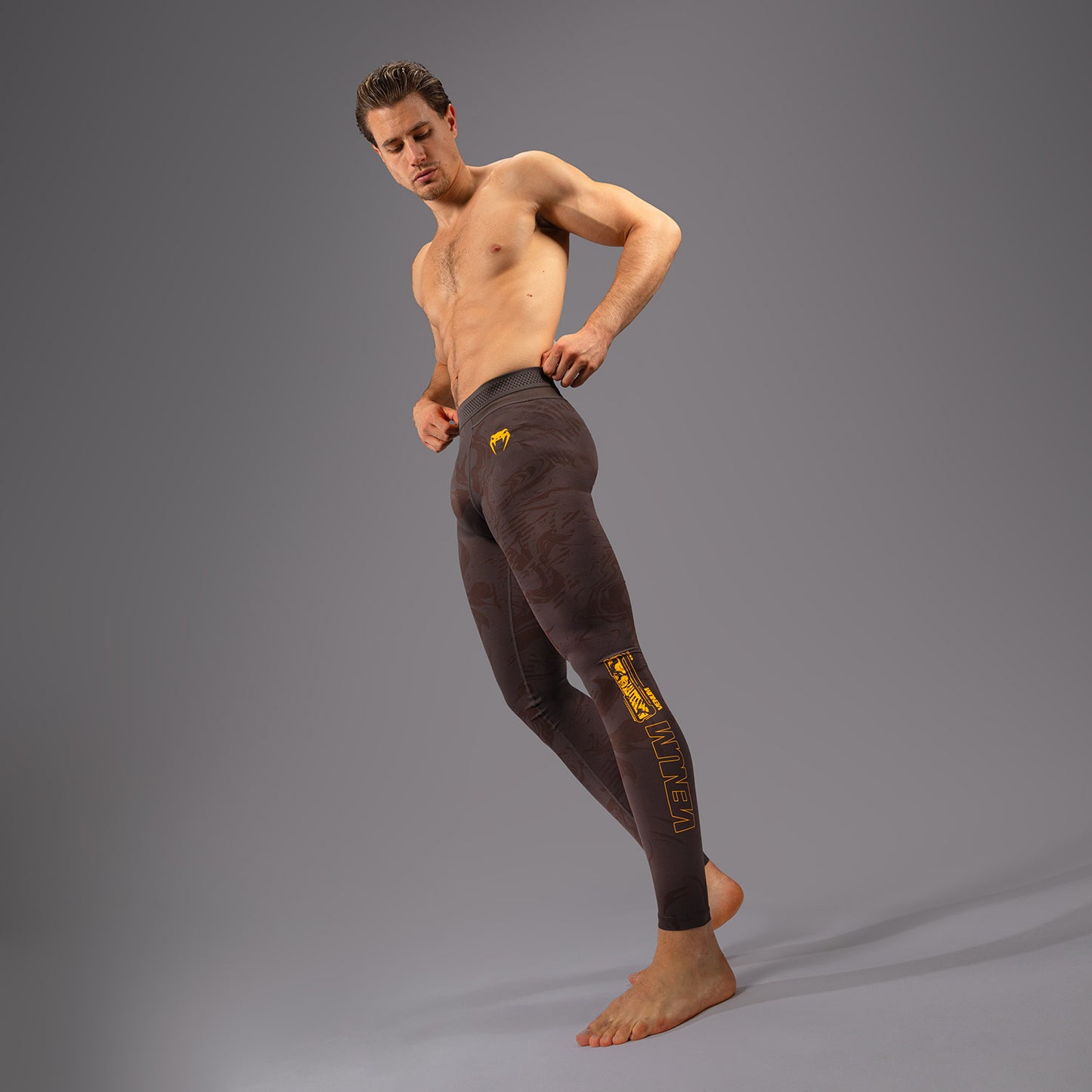 UFC Fusion by Venum Fight Week Pantaloni a compressione - Marrone terra
