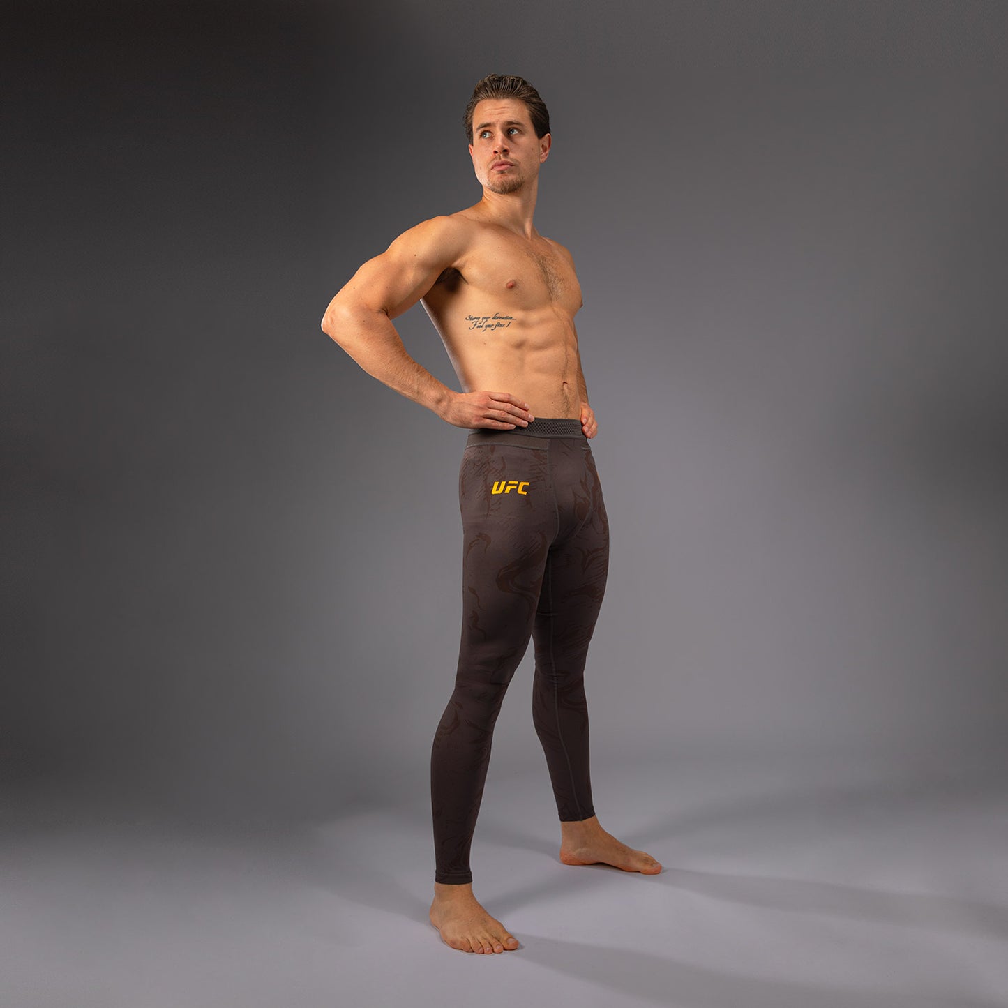 UFC Fusion by Venum Fight Week Pantaloni a compressione - Marrone terra